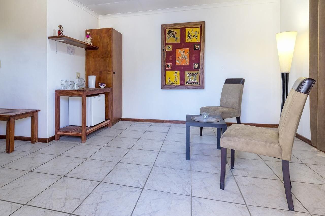 Habitación Trans Kalahari Inn