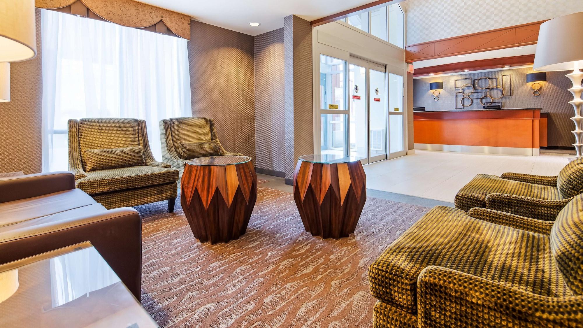 Vista Lobby Best Western Plus Calgary Centre Inn