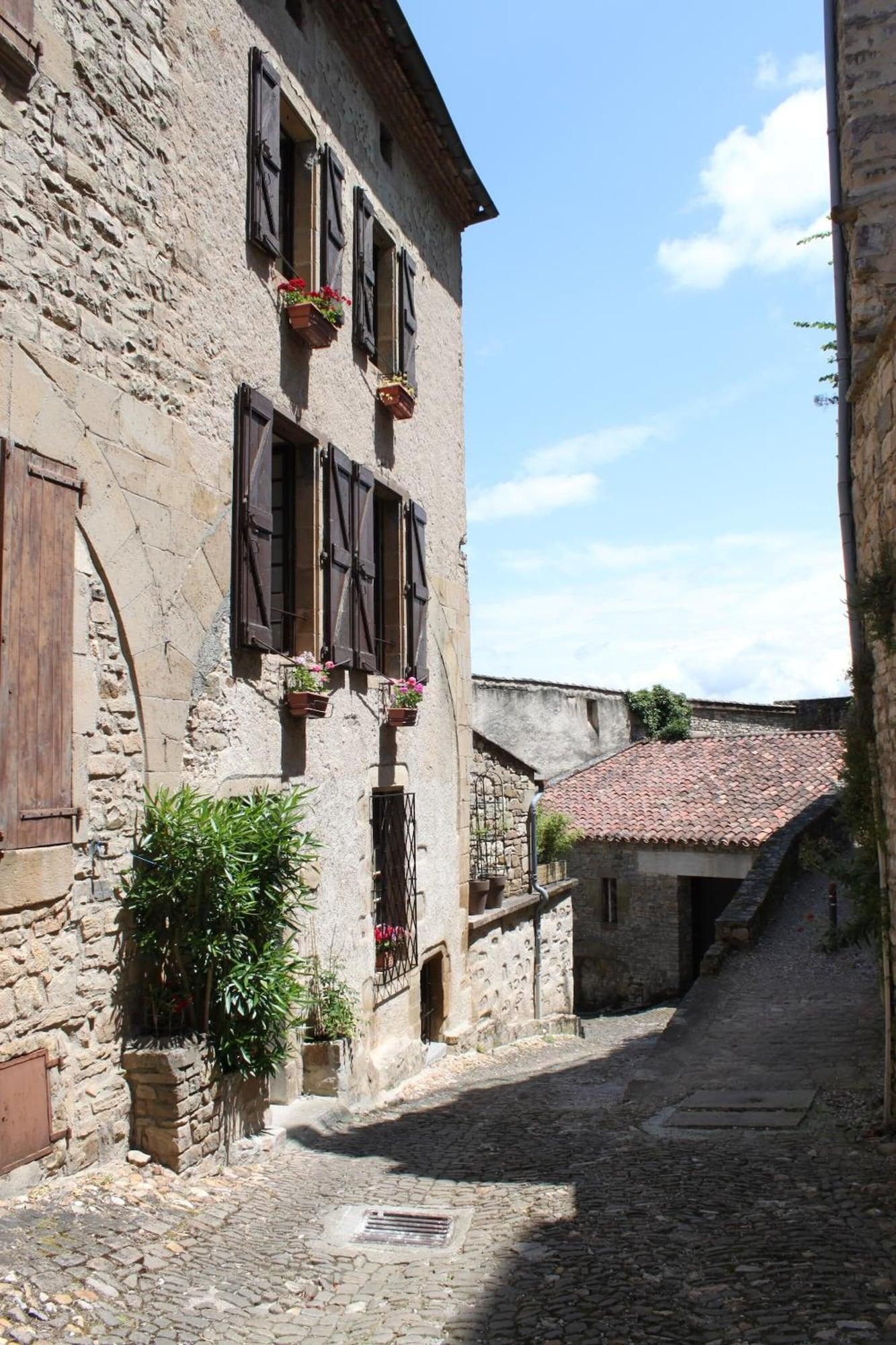 Vista Exterior D'Ici et d'Ailleurs