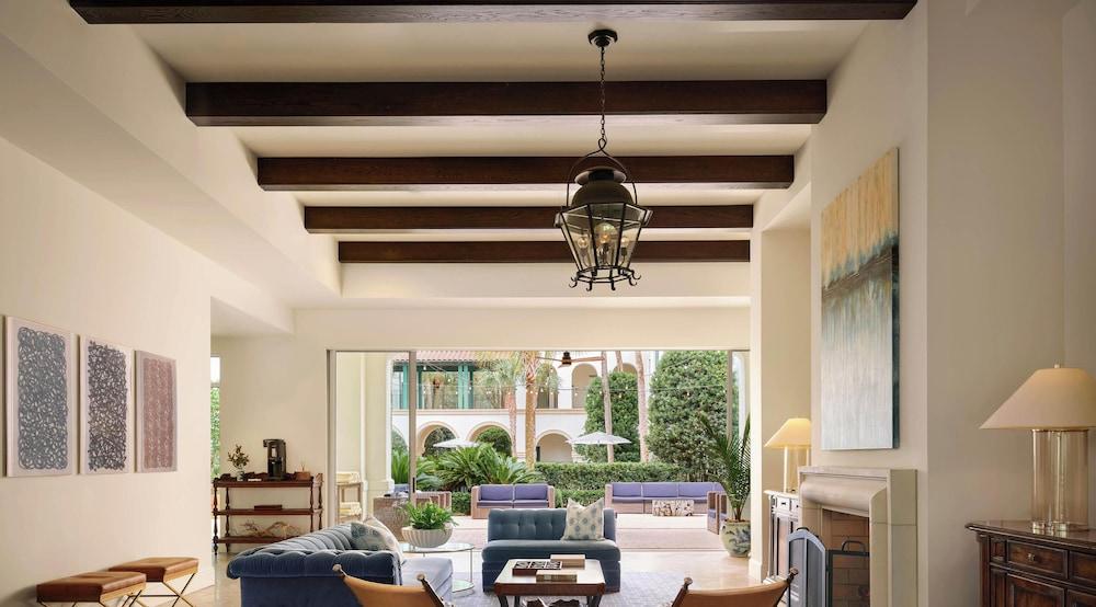 Vista Lobby Sea Island Resorts