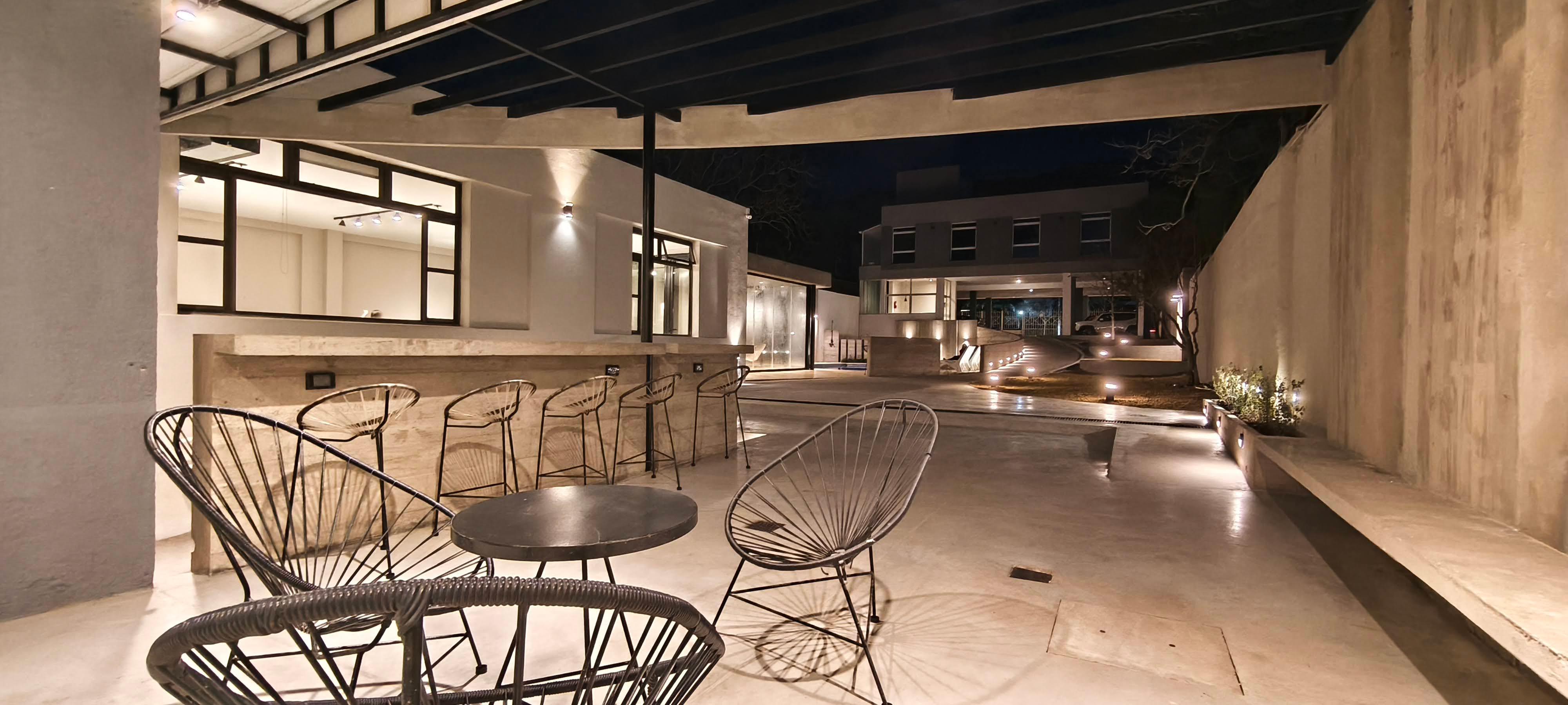 Vista Exterior Alpre Hotel