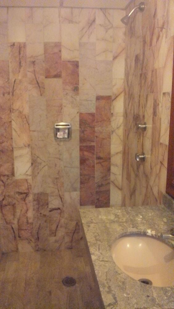 Set de Habitación Hotel Florida, Centro Histórico