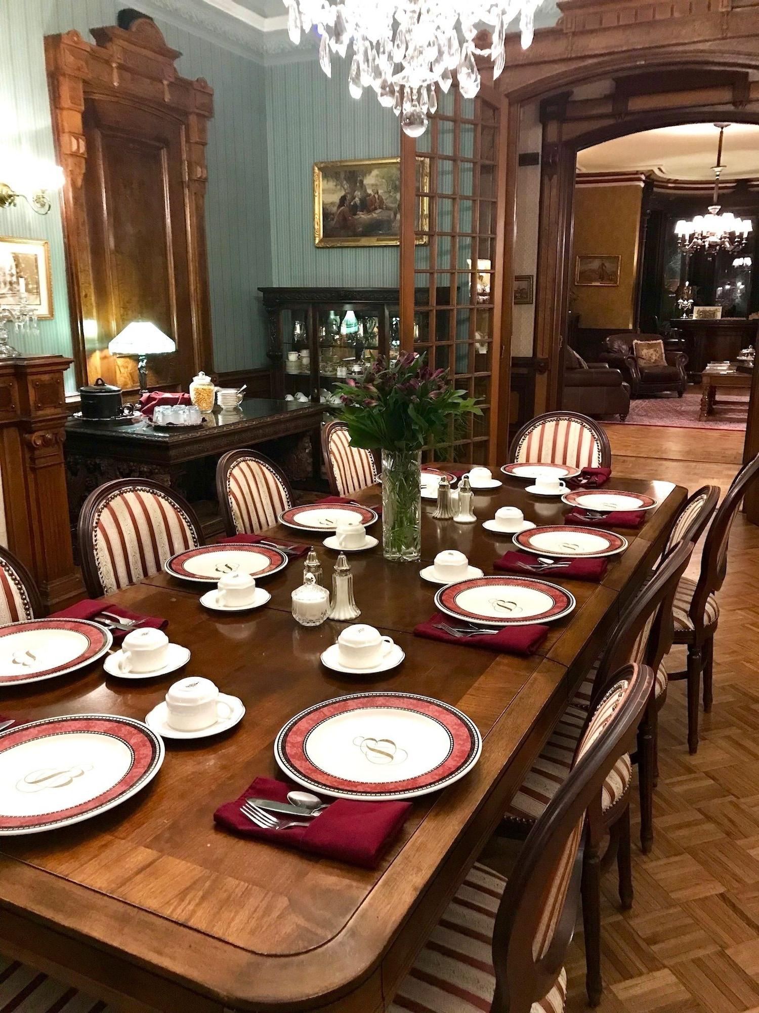 Restaurant Batcheller Mansion Inn