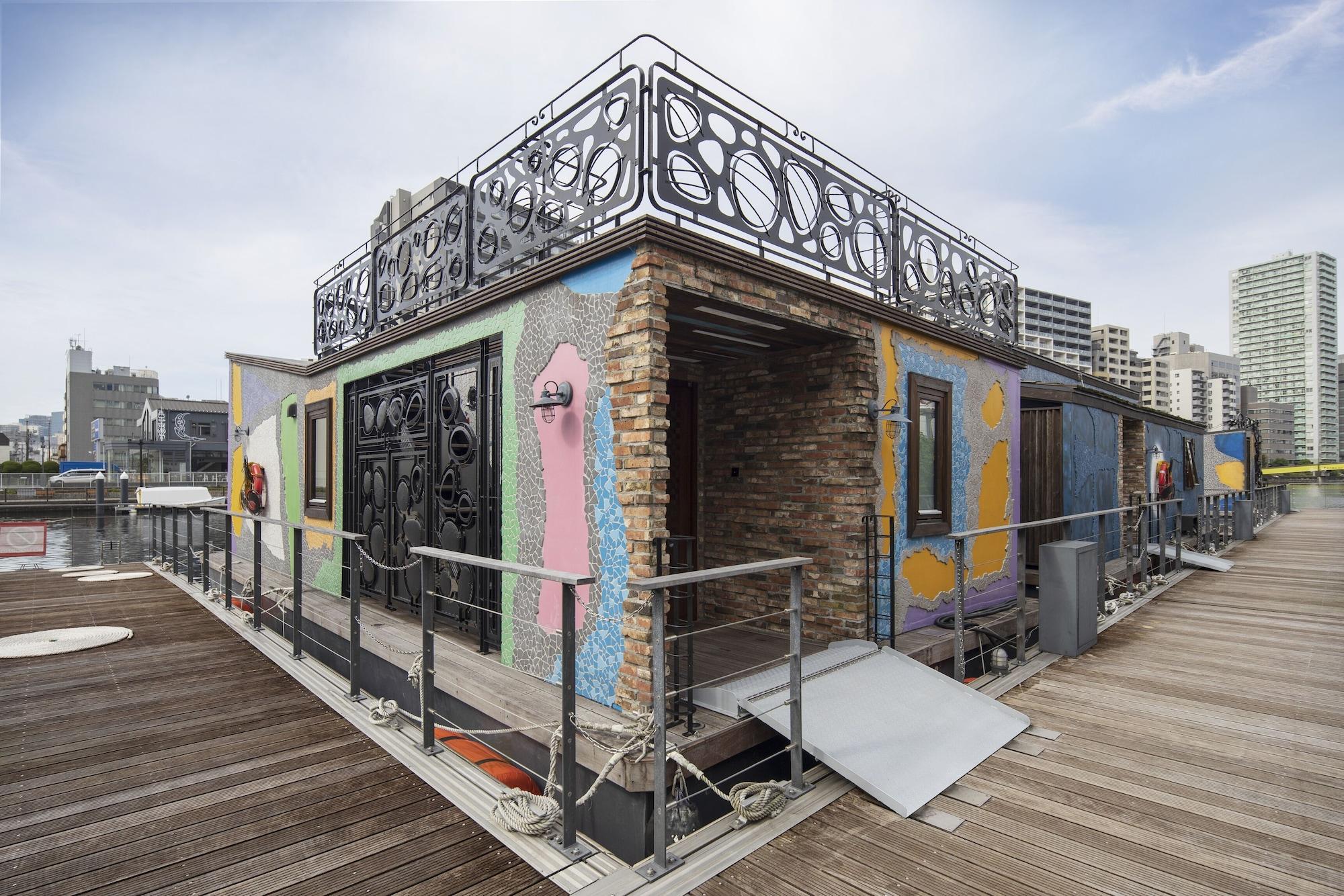 Vista Exterior PETALS TOKYO - Floating Hotel