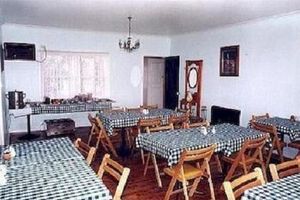 Alojamiento - Mercury Motor Inn