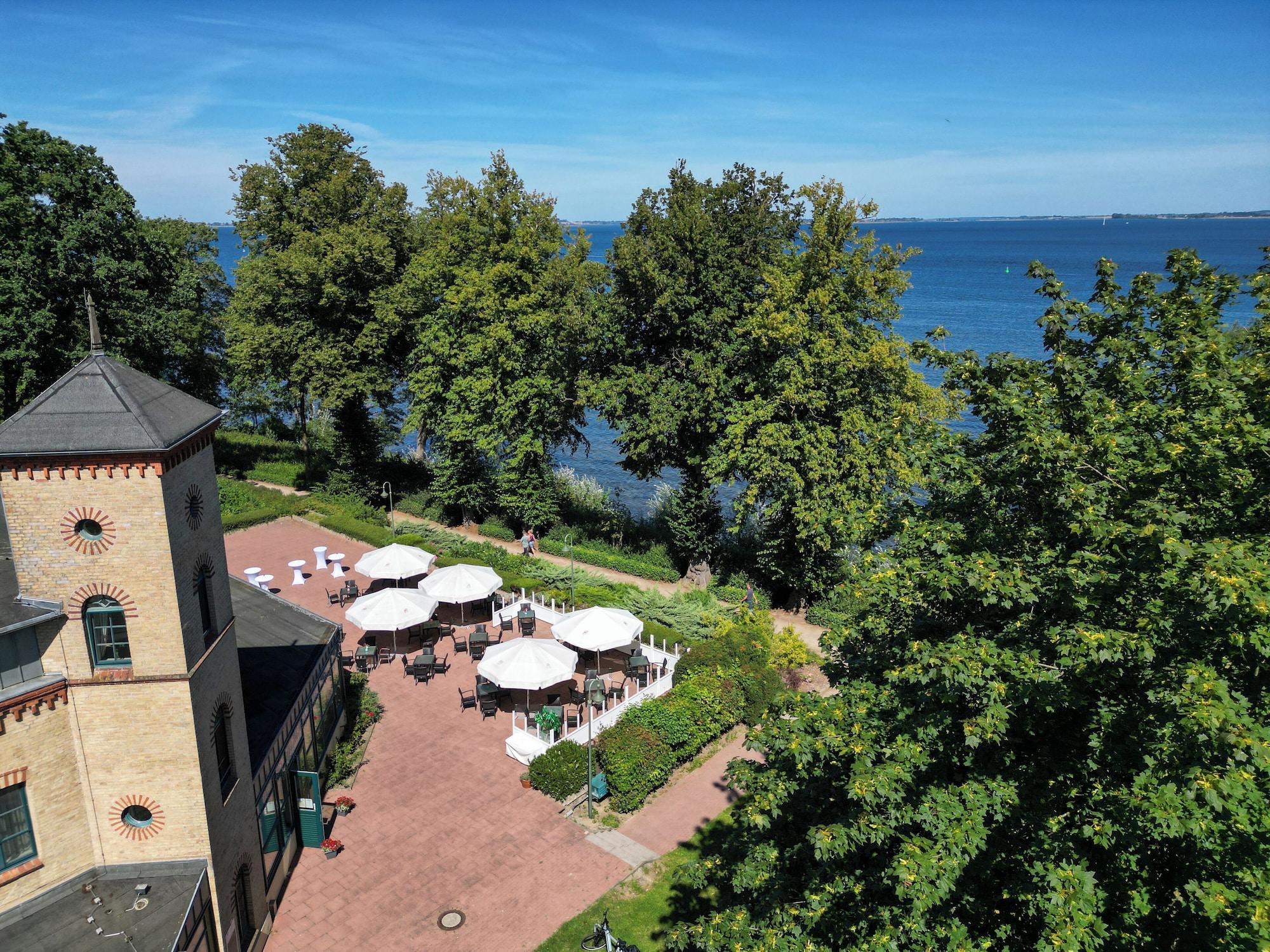 Vista Exterior Hotel Seeblick Wismar