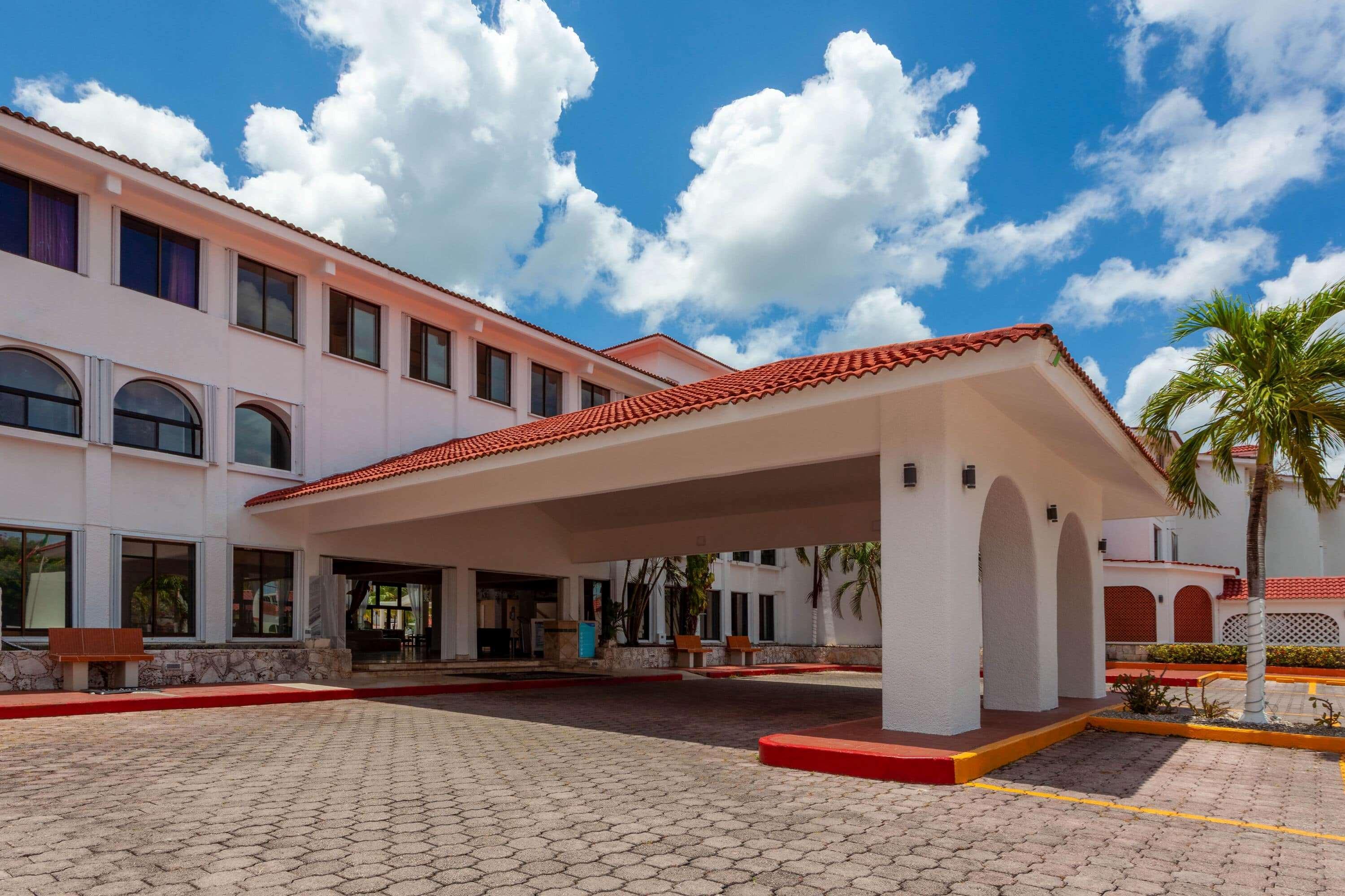 Vista Exterior Cozumel Hotel & Resort, Trademark Collection by Wyndham