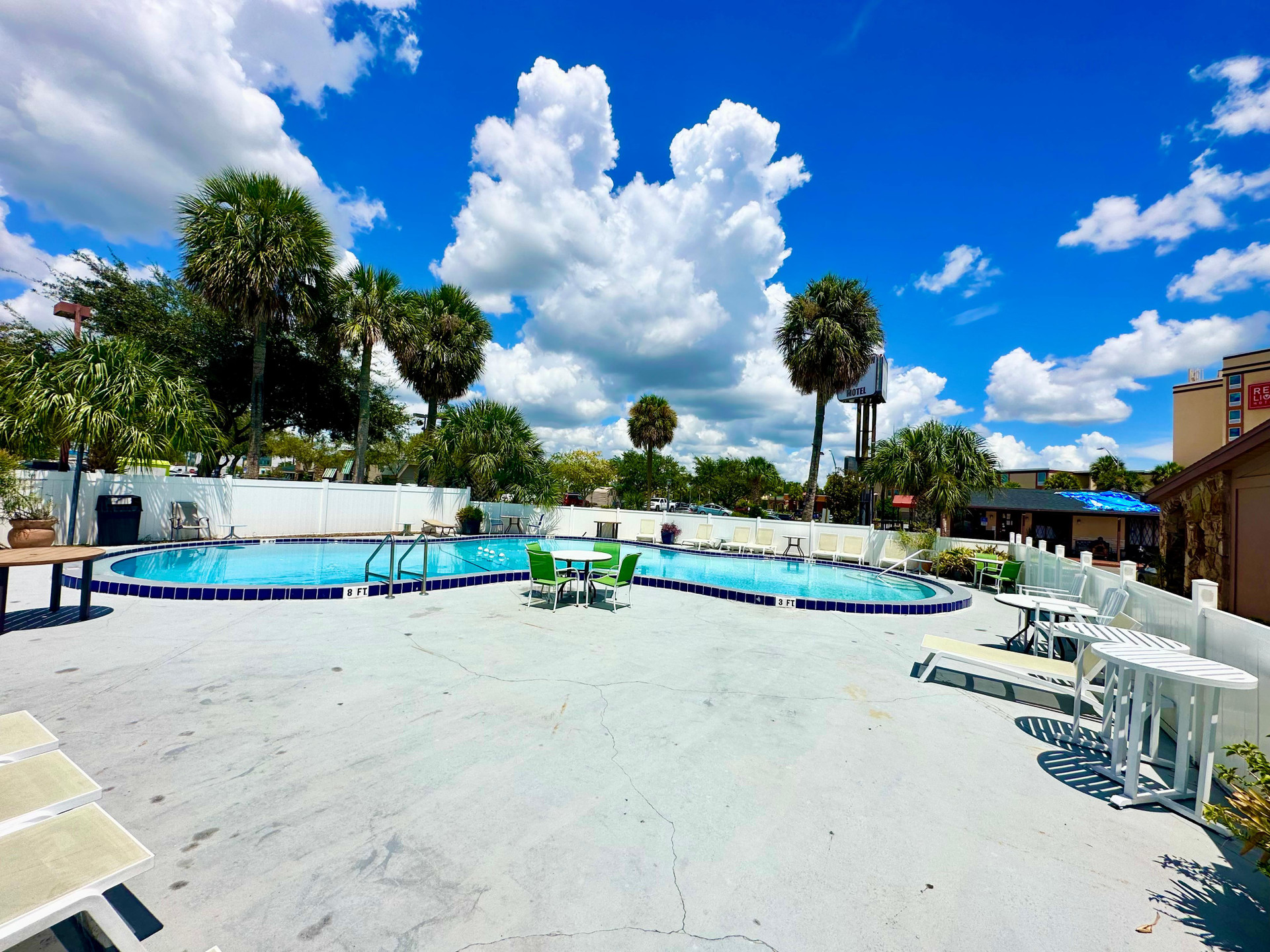 Vista Piscina Liberty Garden Inn by OYO Kissimmee