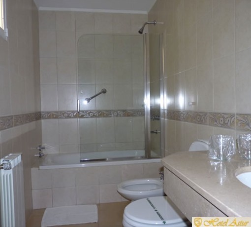 Baño Hotel Astur Salta