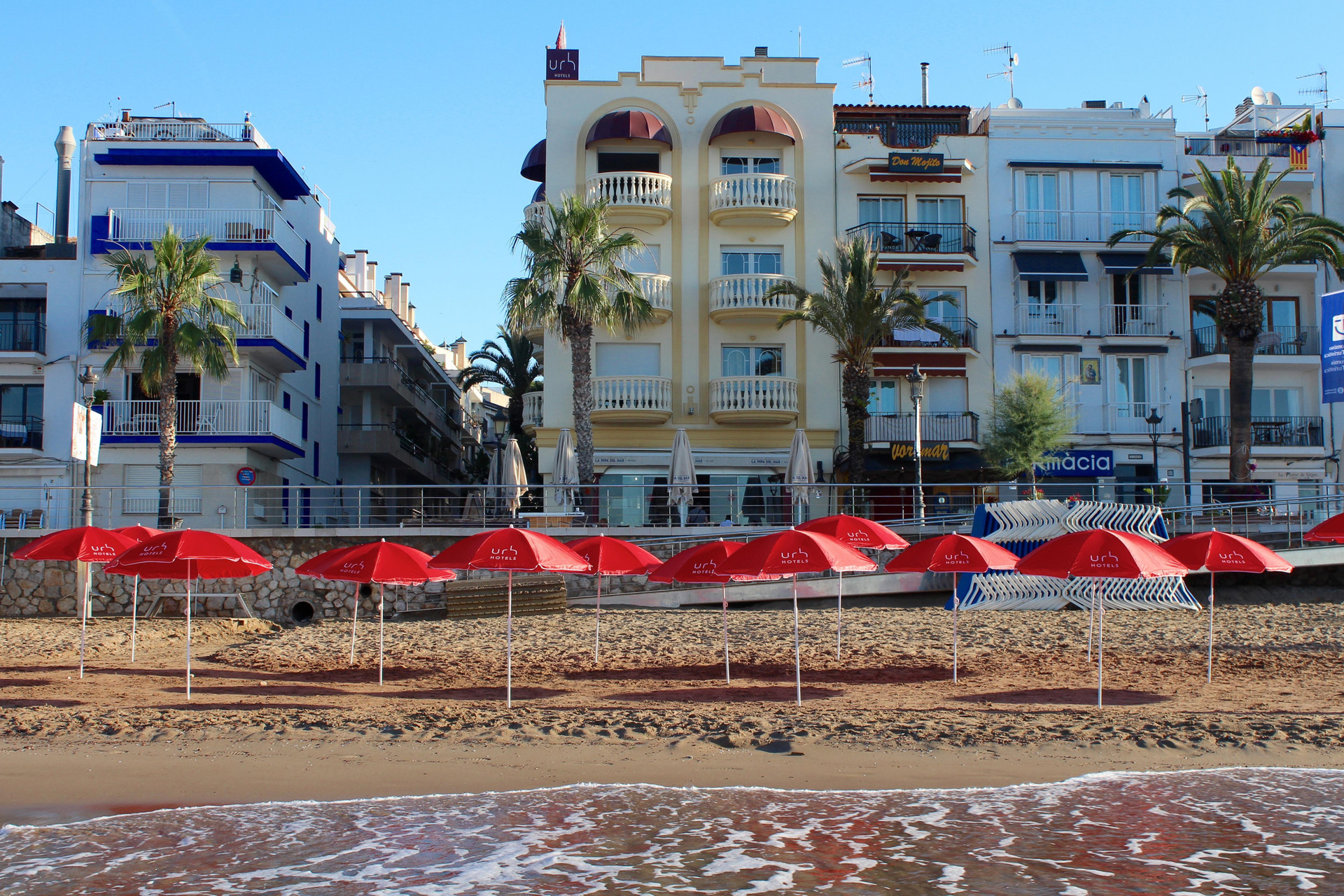 Vista Exterior Hotel URH Sitges Playa