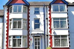 Alojamiento - Ty Newydd B&B