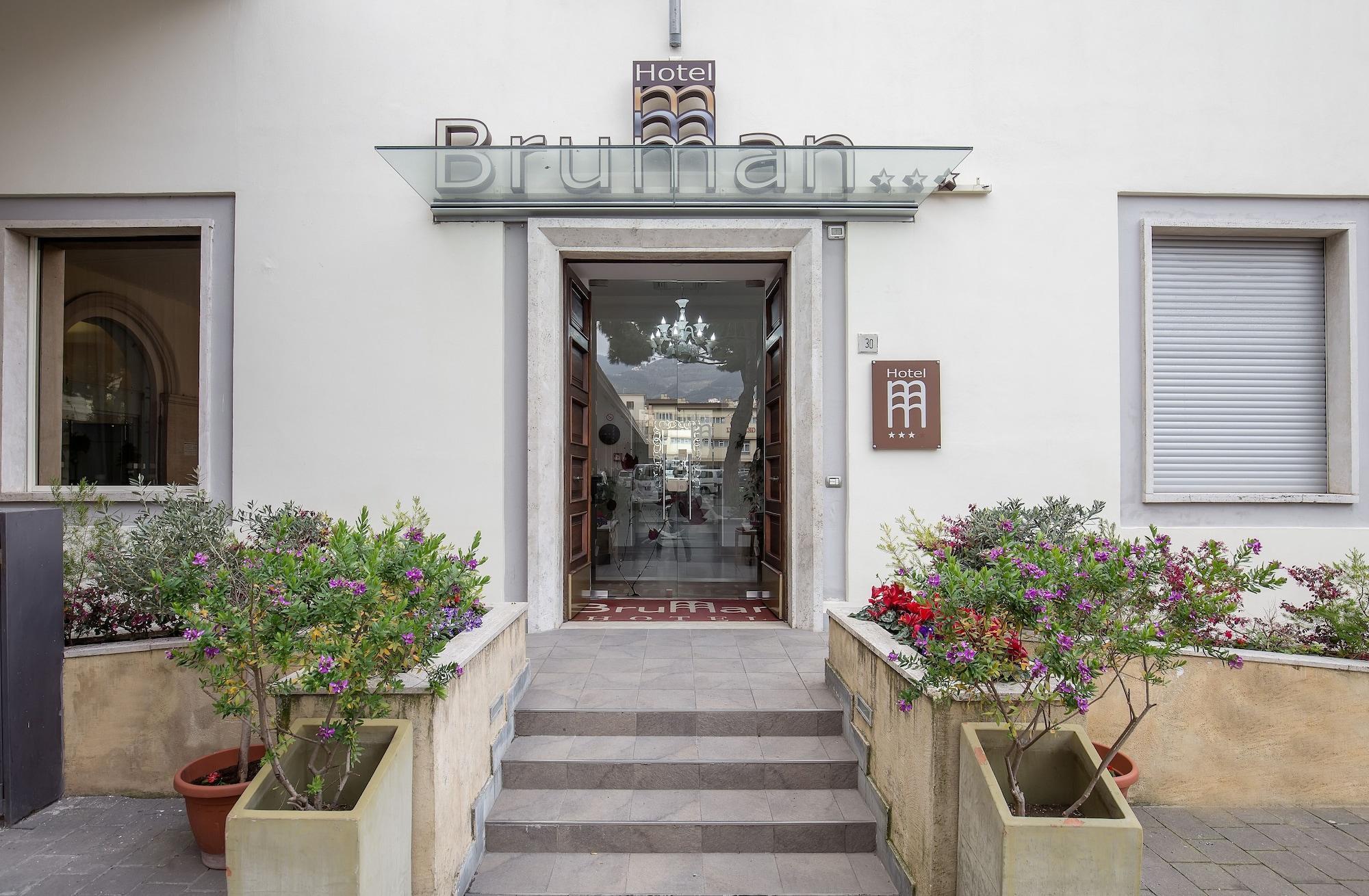 Vista Exterior Hotel Bruman Salerno
