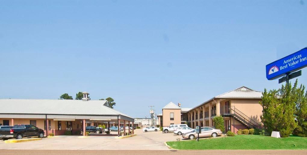 Vista Exterior Americas Best Value Inn Brookhaven
