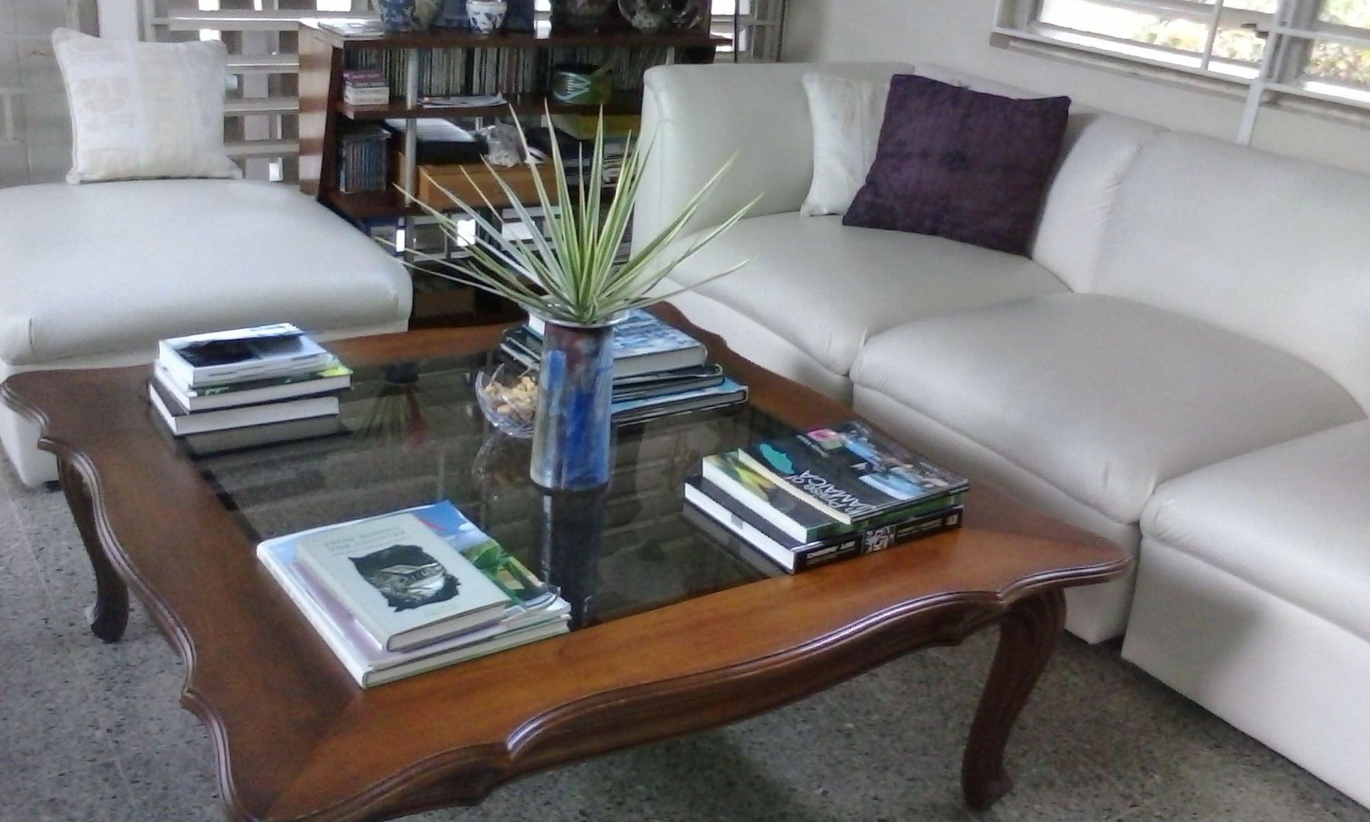 Bar/Salón Neita's Nest - Jamaican Bed & Breakfast