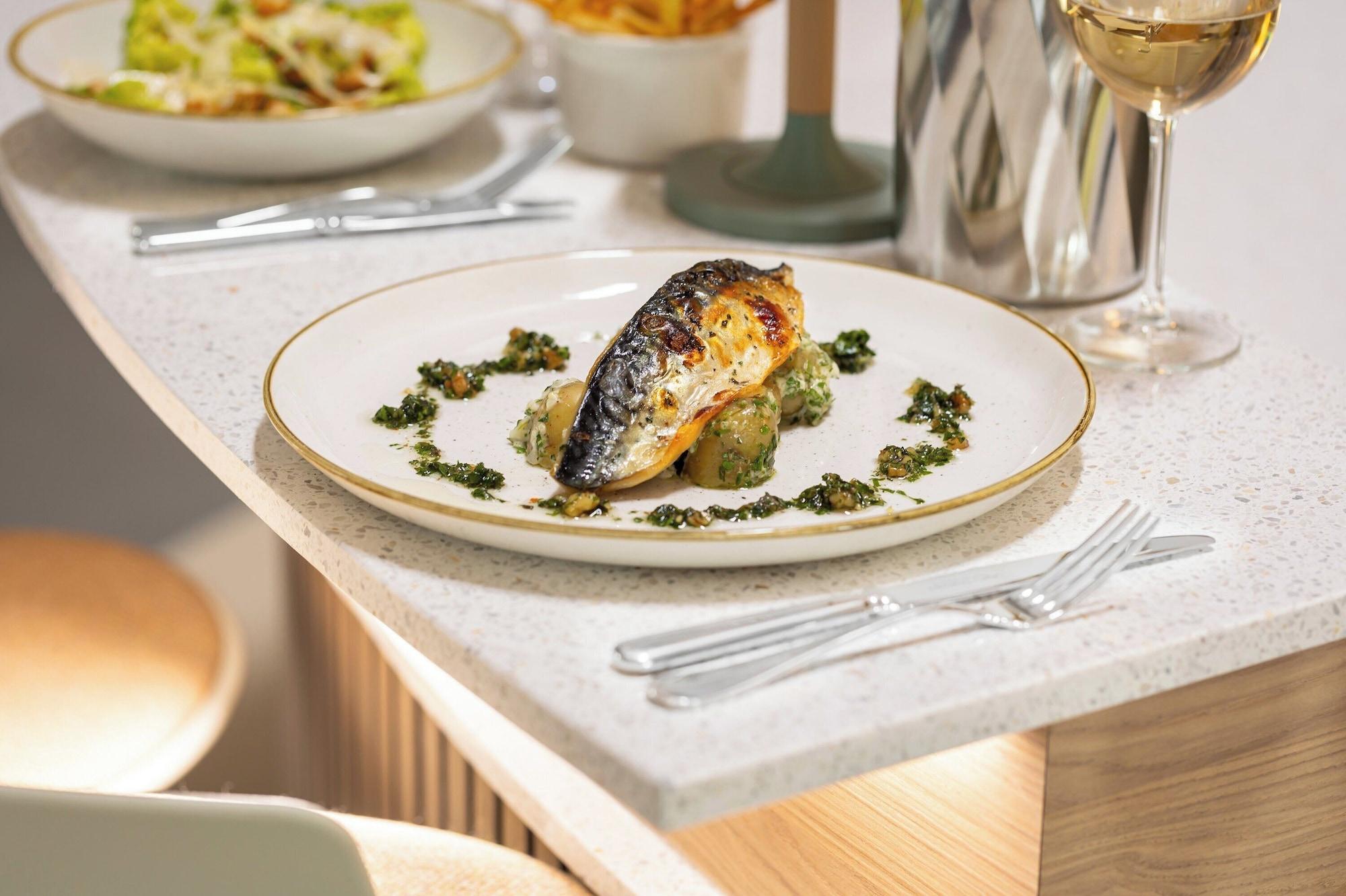 Restaurant voco Zeal Exeter Science Park by IHG