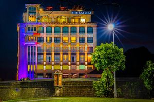 Alojamiento - The Bayleaf Intramuros Hotel