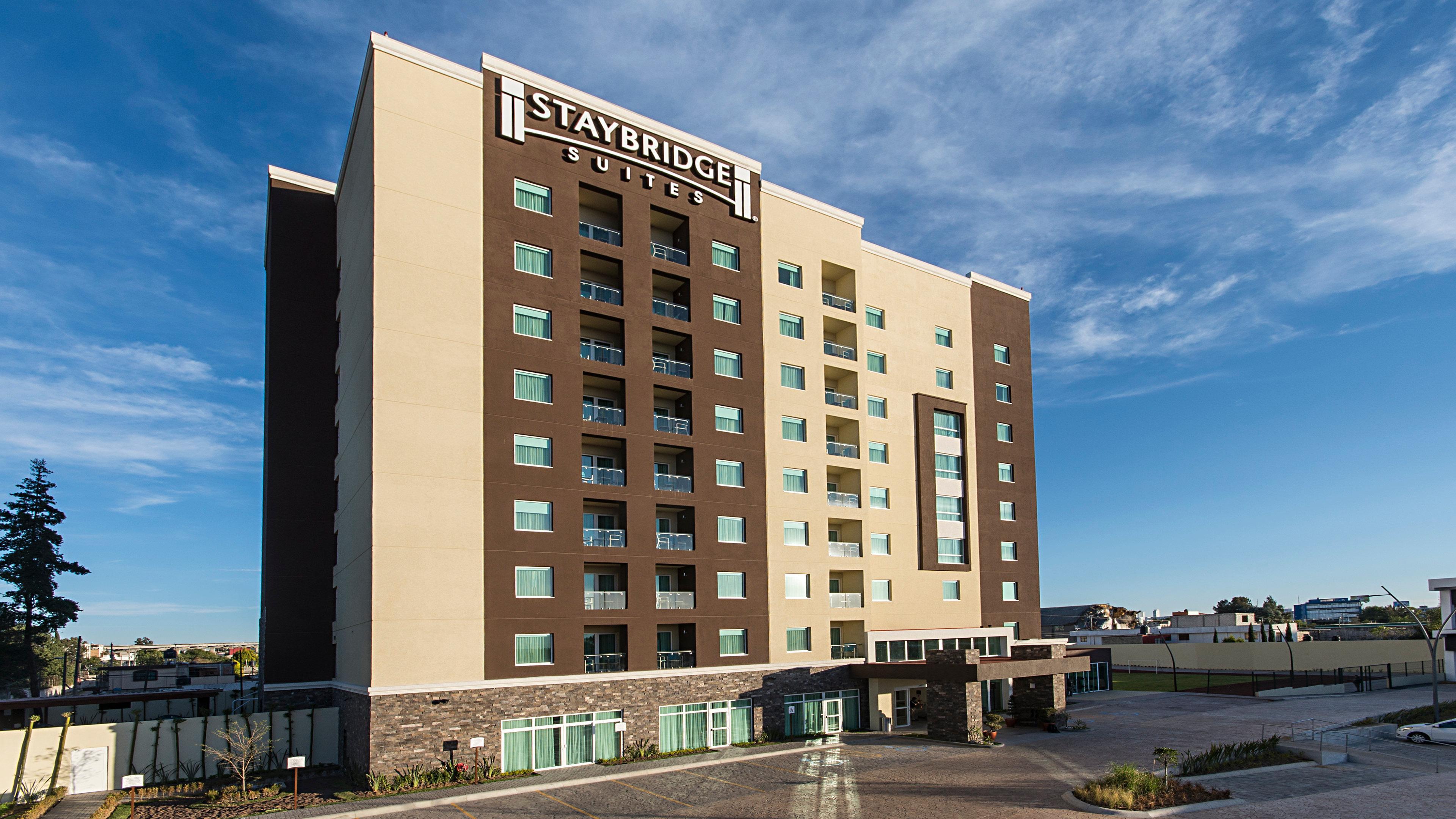 Vista Exterior Staybridge Suites Puebla by IHG