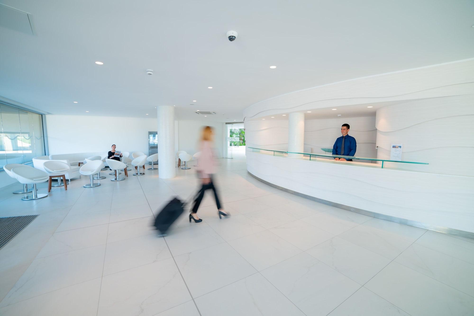 Vista Lobby Ramla Bay Resort