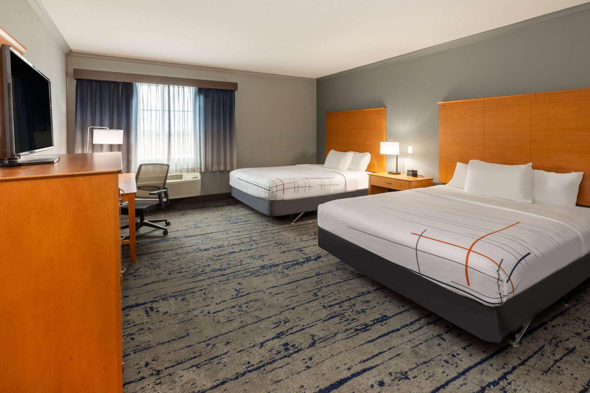 Habitación La Quinta Inn & Suites by Wyndham Bridgeport