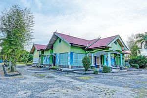 Alojamiento - OYO 91973 Green Hotel Near Polsek Sabangau