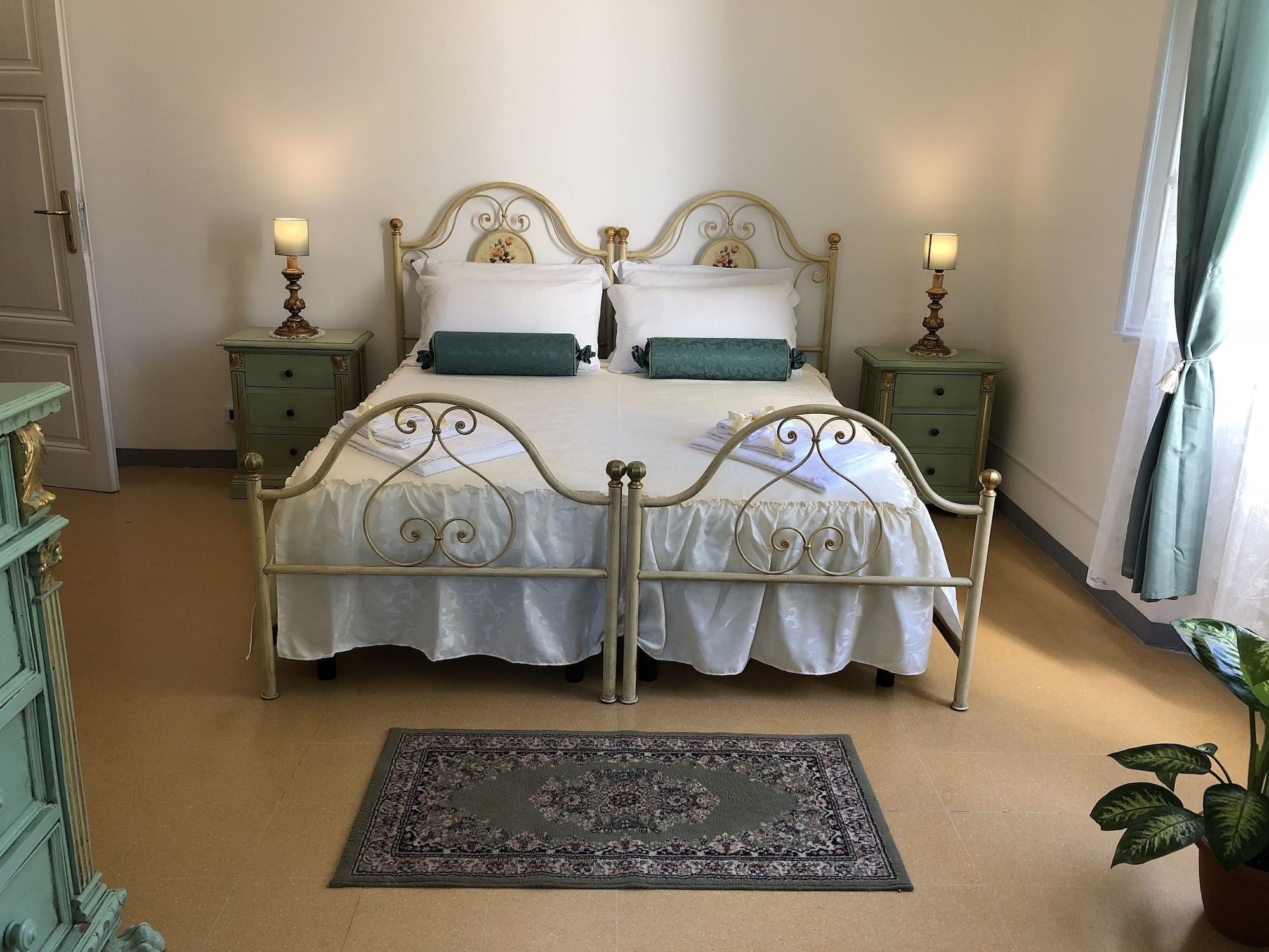 Varios Relais Puccini