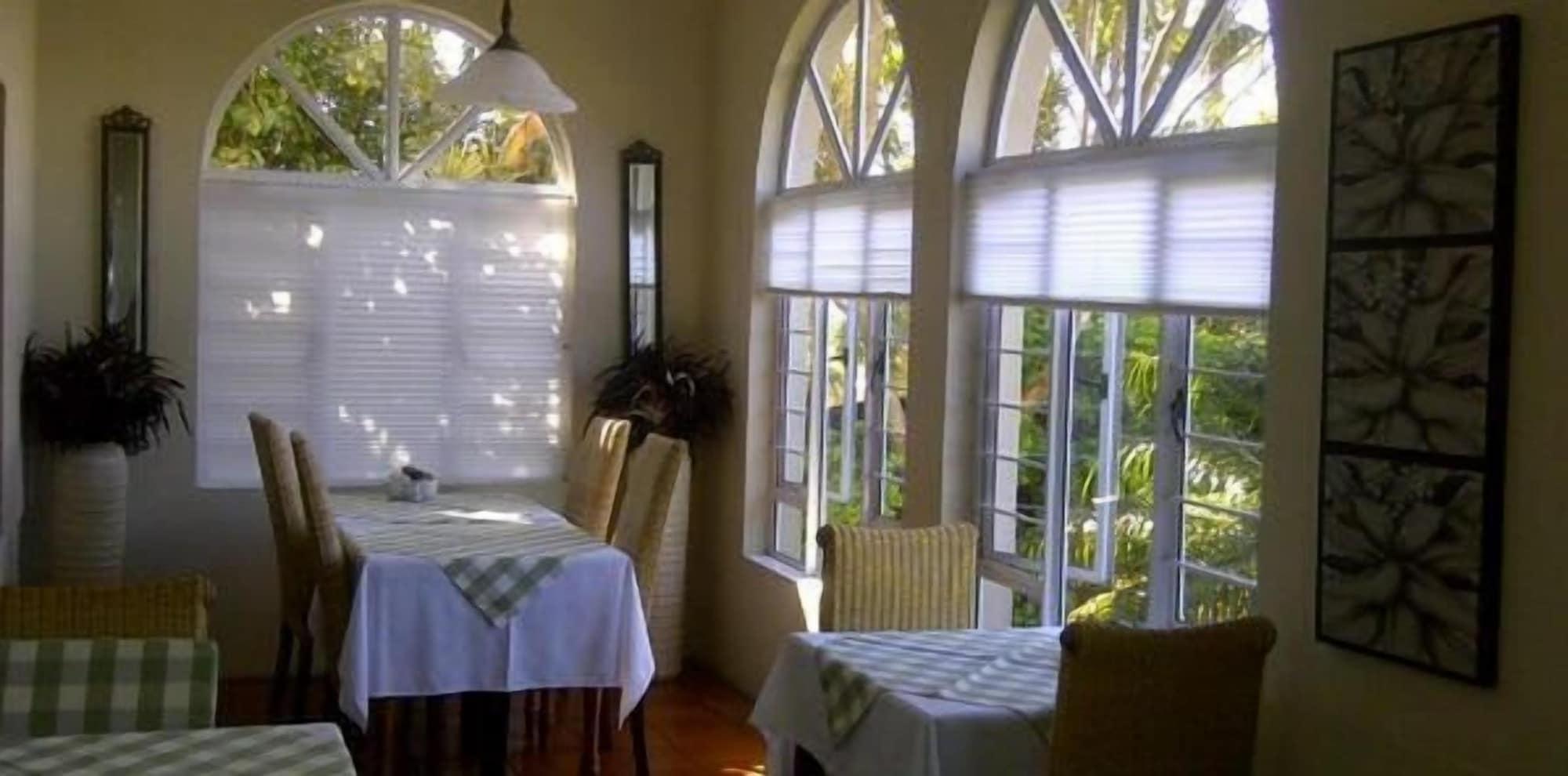 Restaurant 268 On Ridge Guesthouse