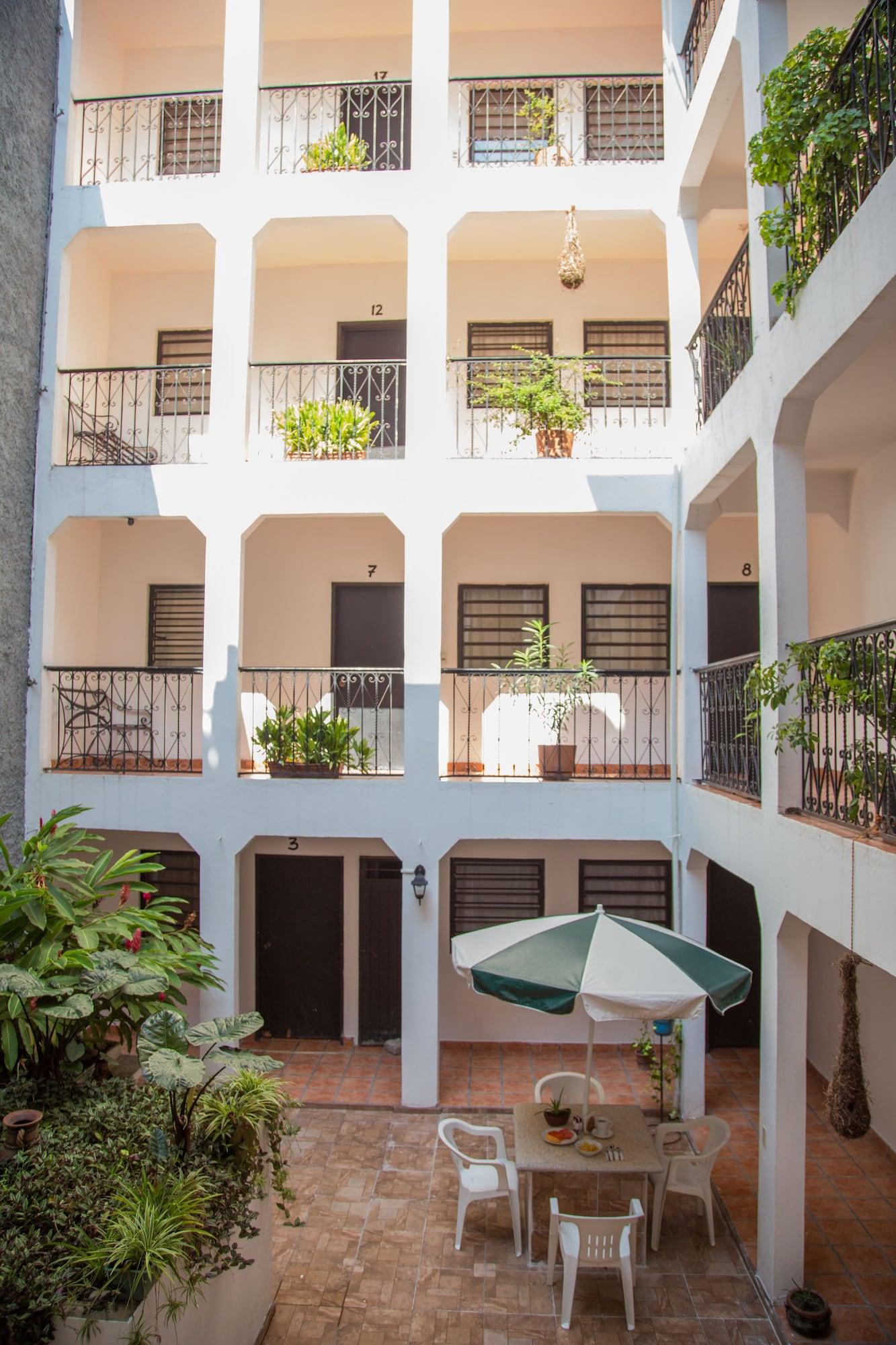Varios Posada Kin