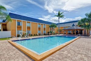 Alojamiento - Quality Inn & Suites Heritage Park