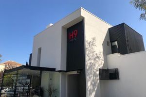 Alojamiento - Hotel H9