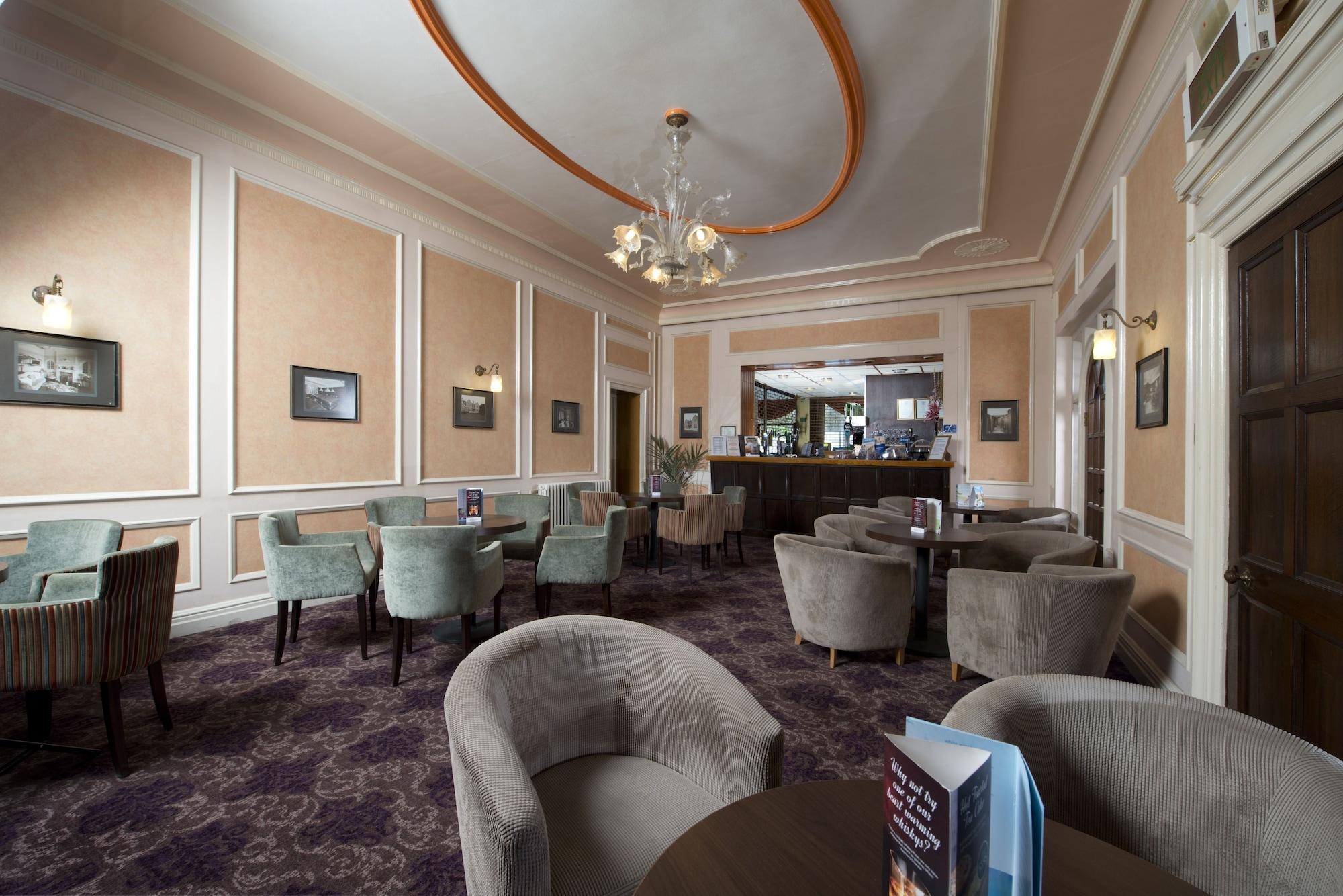Bar/Salón The Broadway Park Hotel
