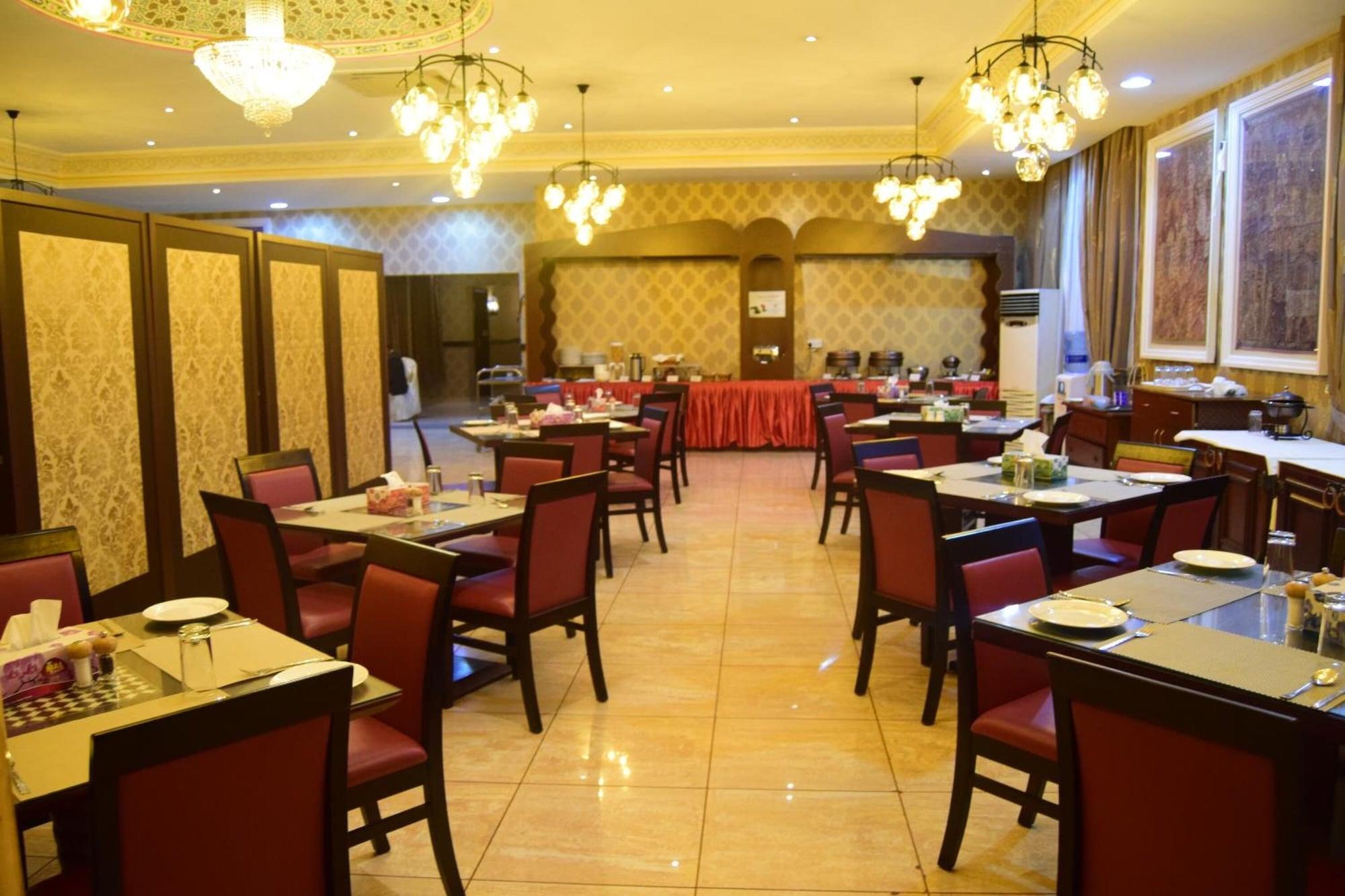 Restaurant Sharjah International Airport Hotel