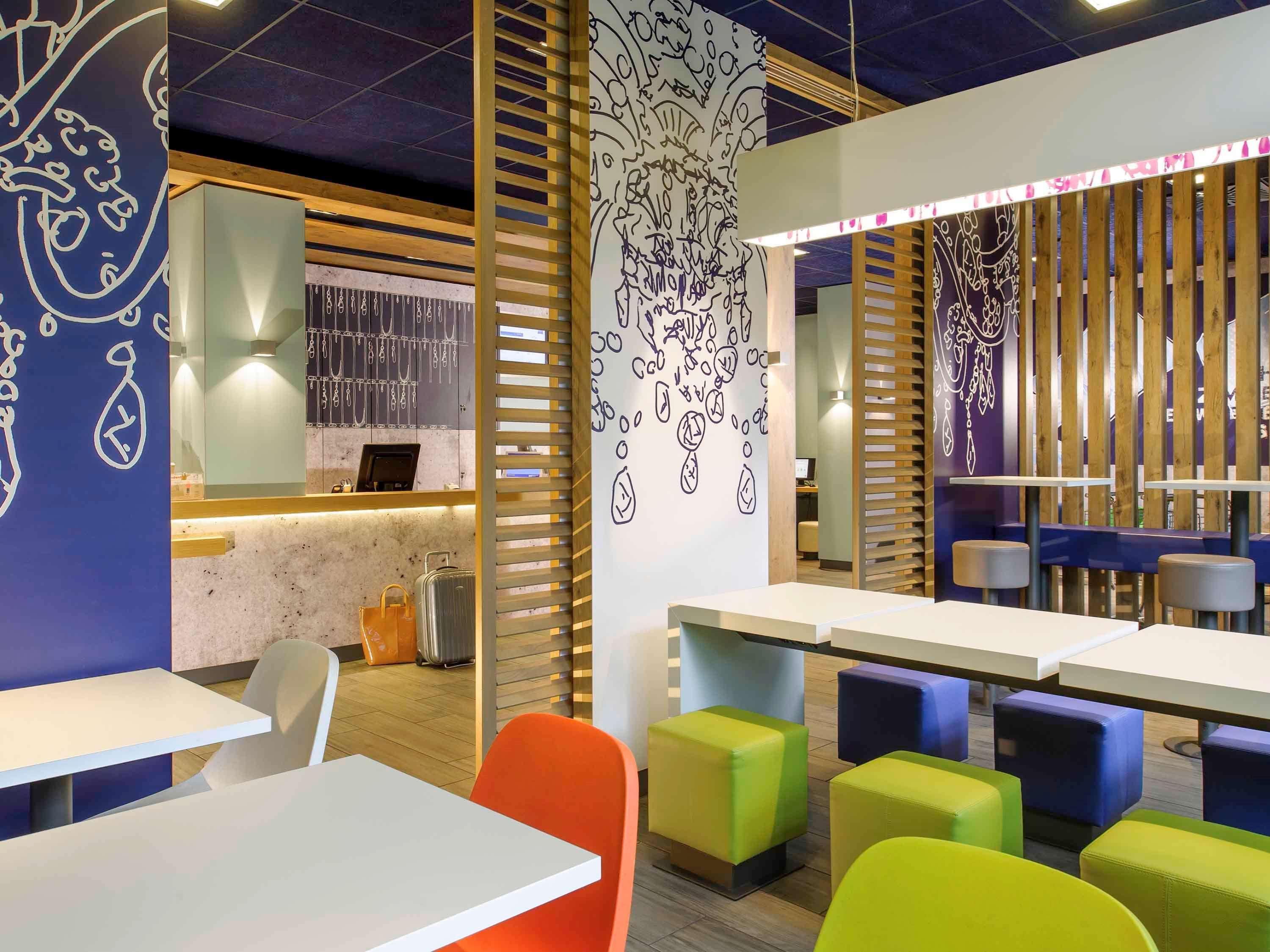 Vista Lobby Ibis Budget Stuttgart City Nord