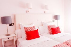 Alojamiento - Hostal Carlos V