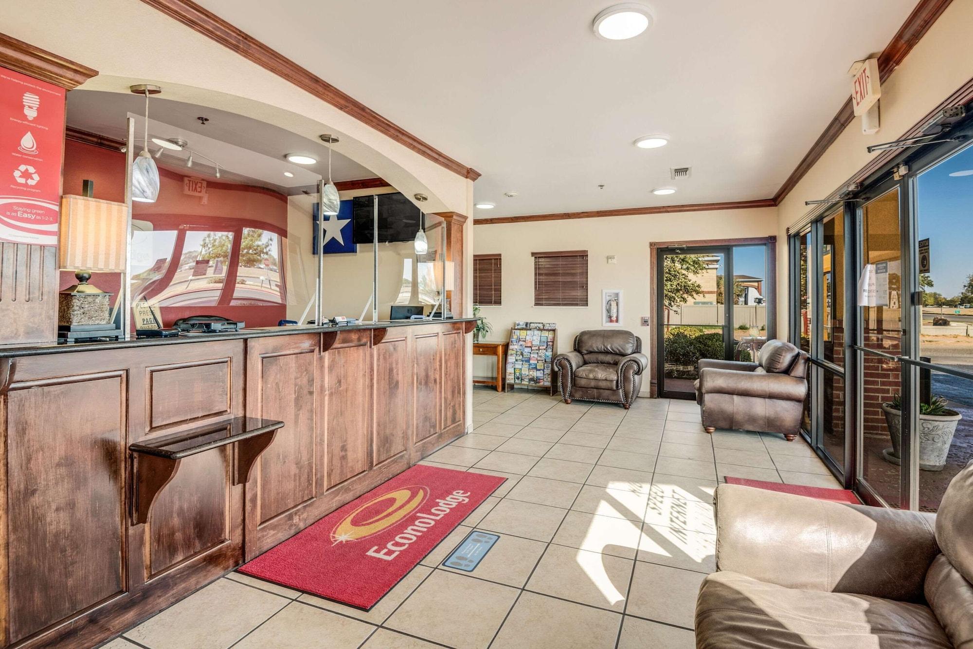 Varios Econo Lodge Lubbock I-27