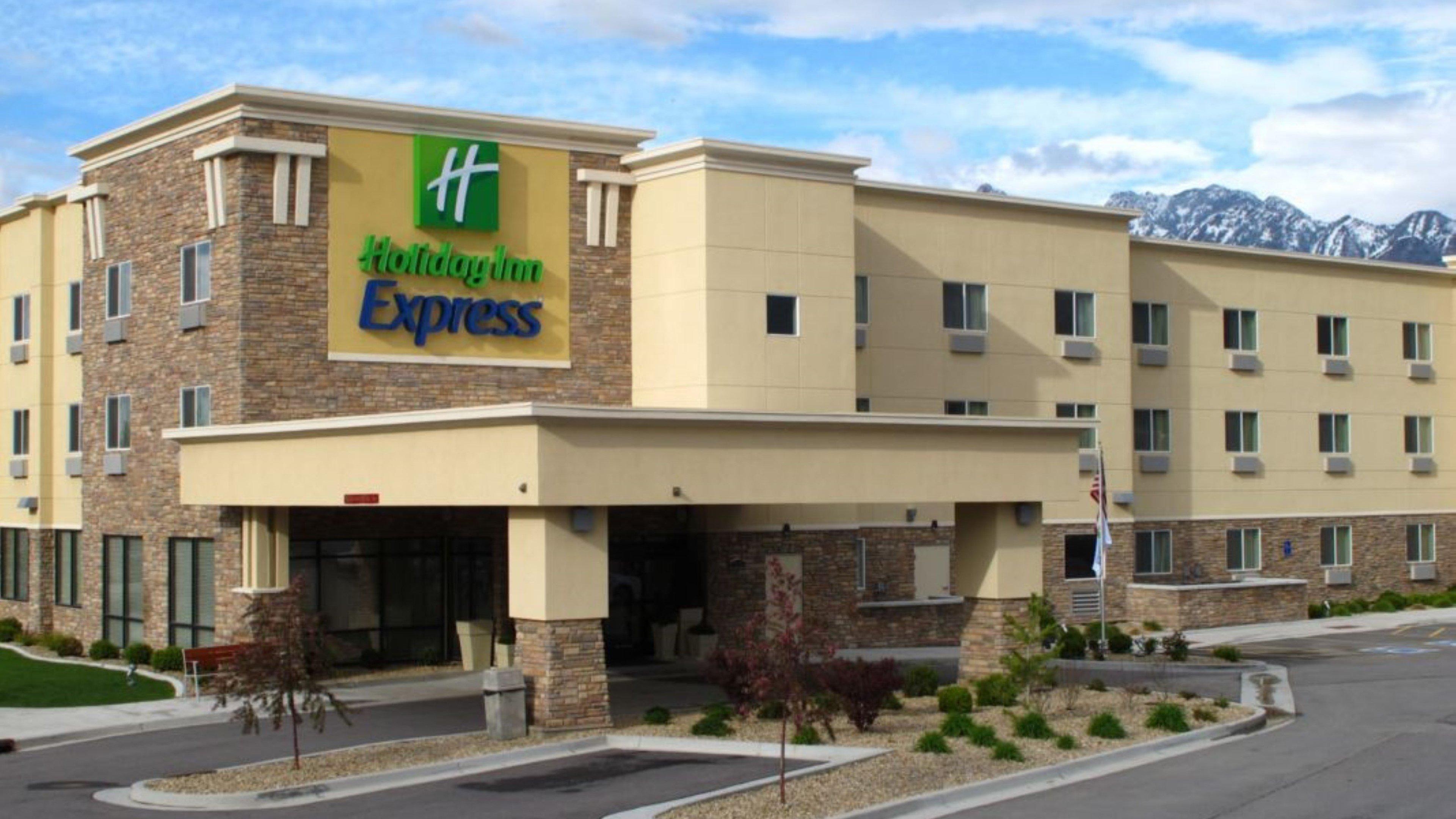 Vista Lobby Holiday Inn Express Salt Lake City South - Midvale by IHG
