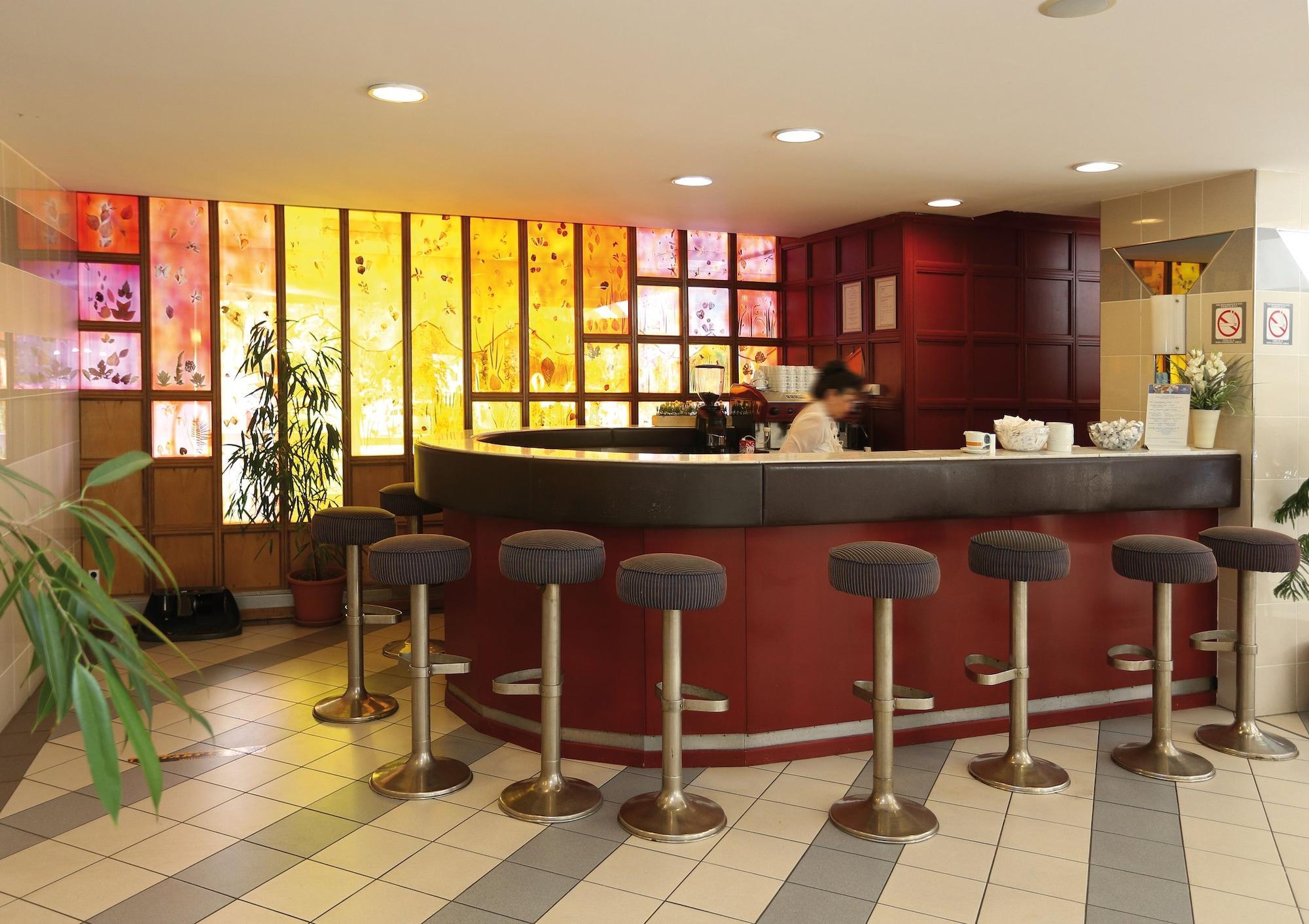 Bar/Salón Hotel Marina