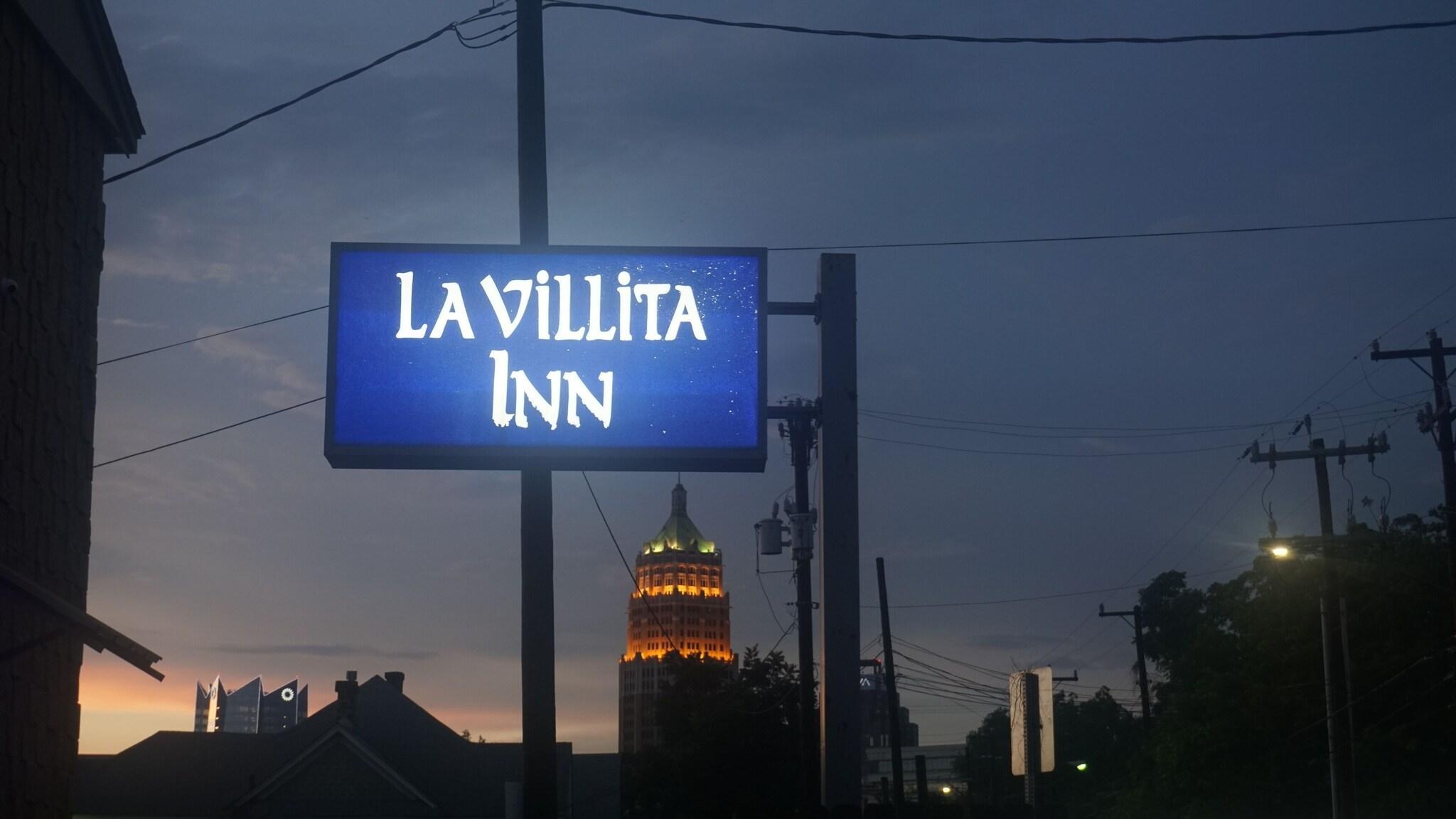 Varios La Villita Inn