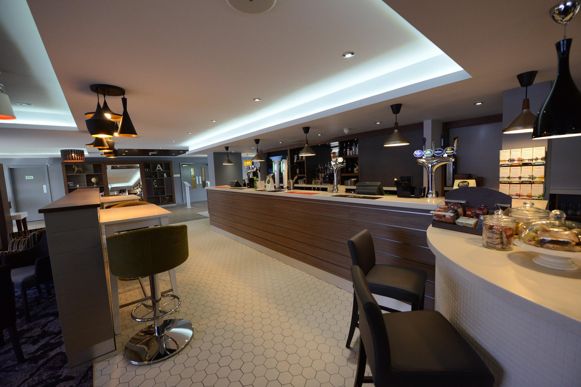 Bar/Salón Holiday Inn Wolverhampton - Racecourse by IHG