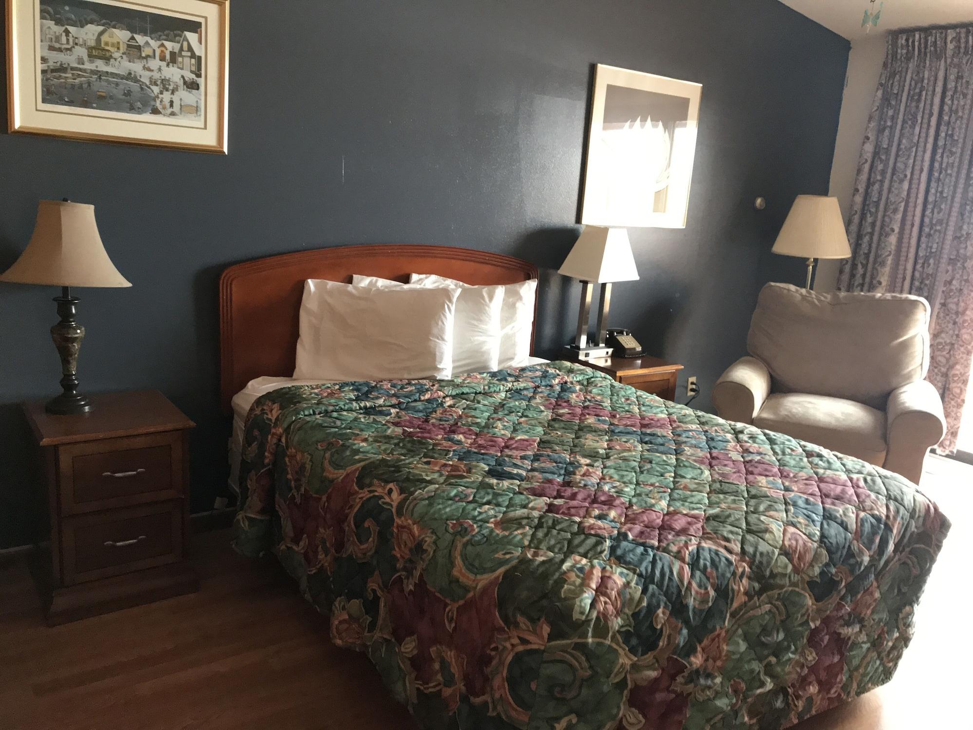 Varios Timber Inn Motel