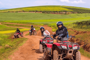 Passeio - QUADRIMOTOS EM MARAS MORAY, MEIO DIA