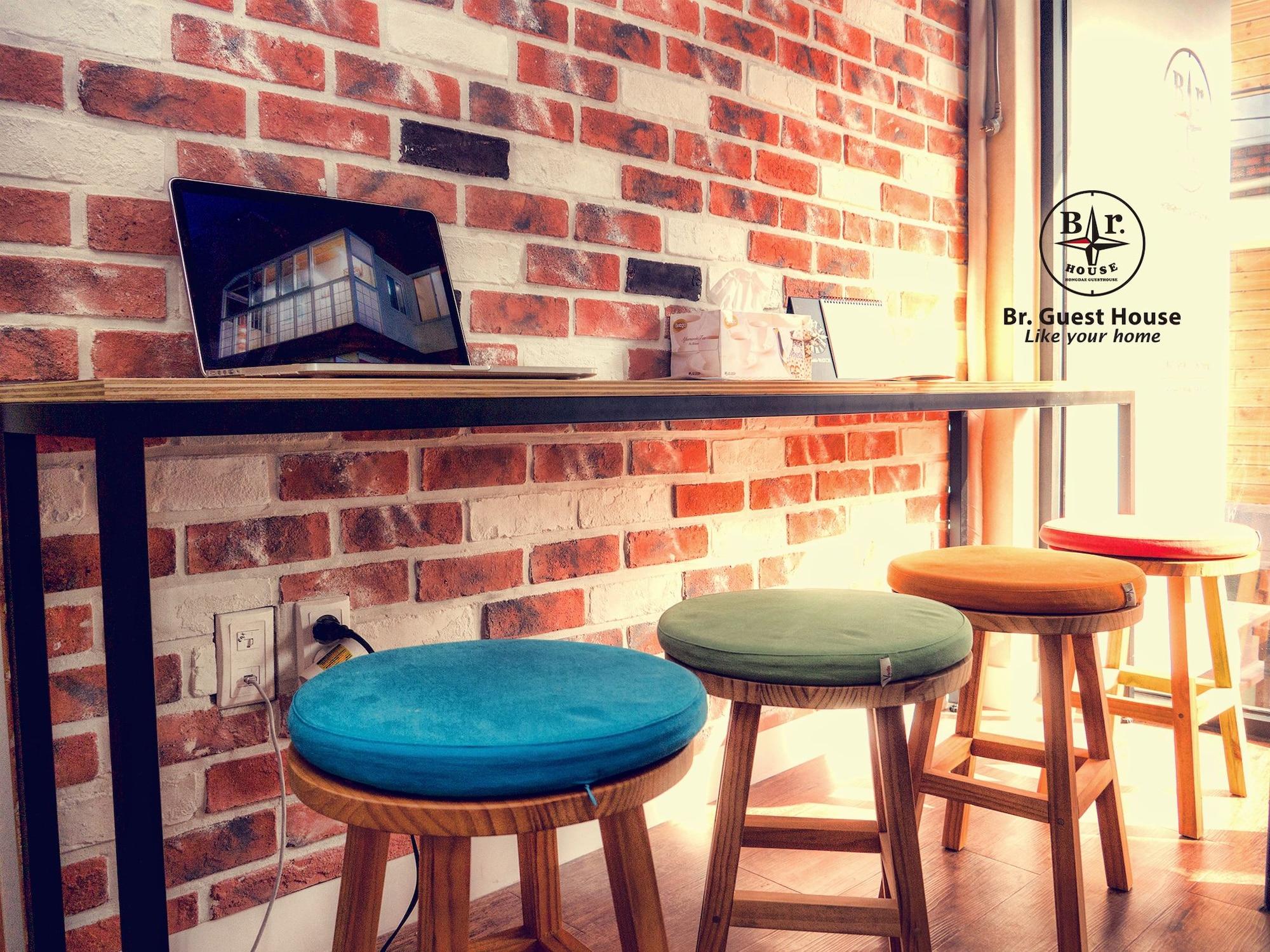 Vista Lobby Br. Guesthouse Hongdae