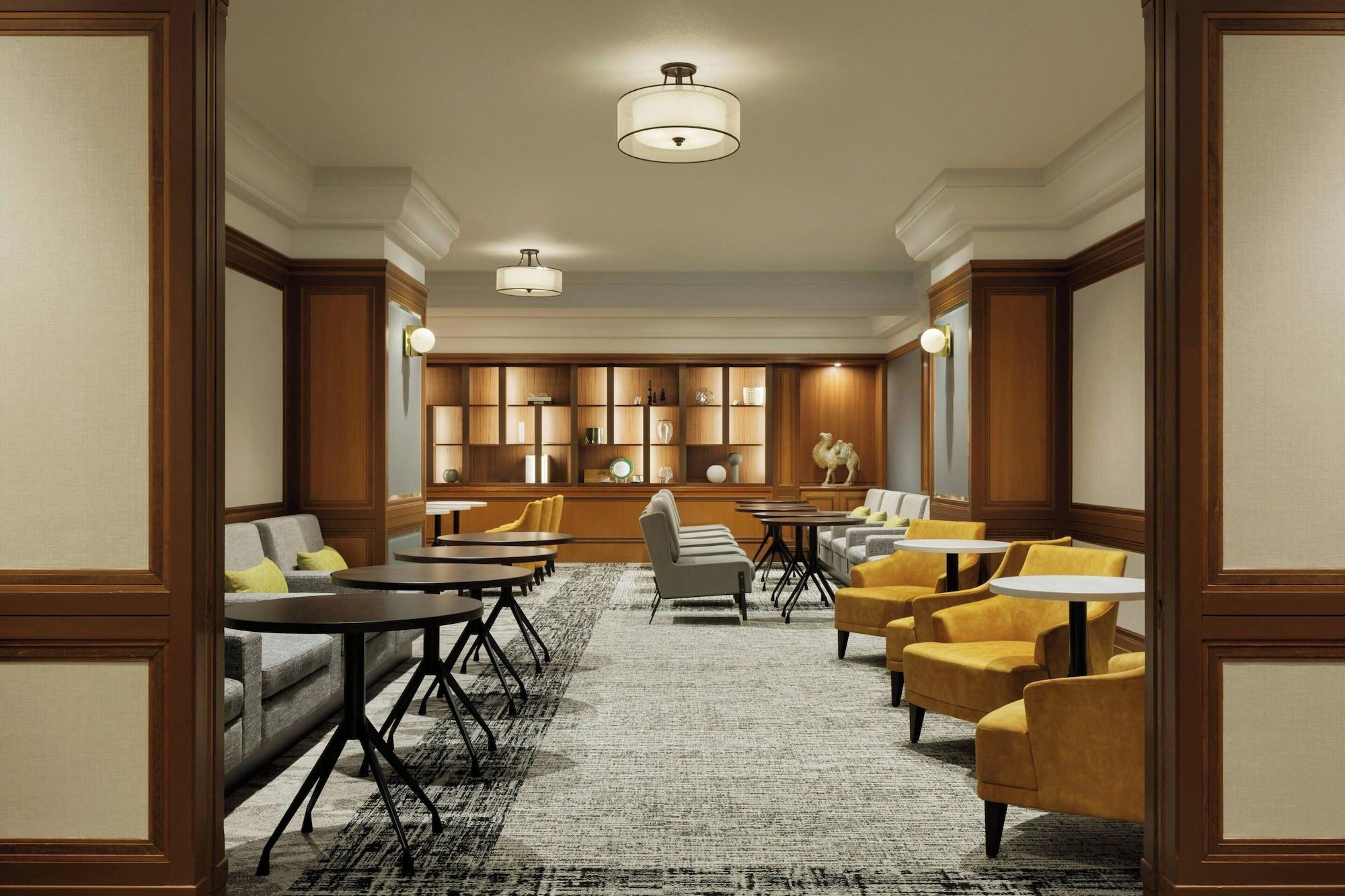 Bar/Salón Courtyard by Marriott Tokyo Ginza Hotel