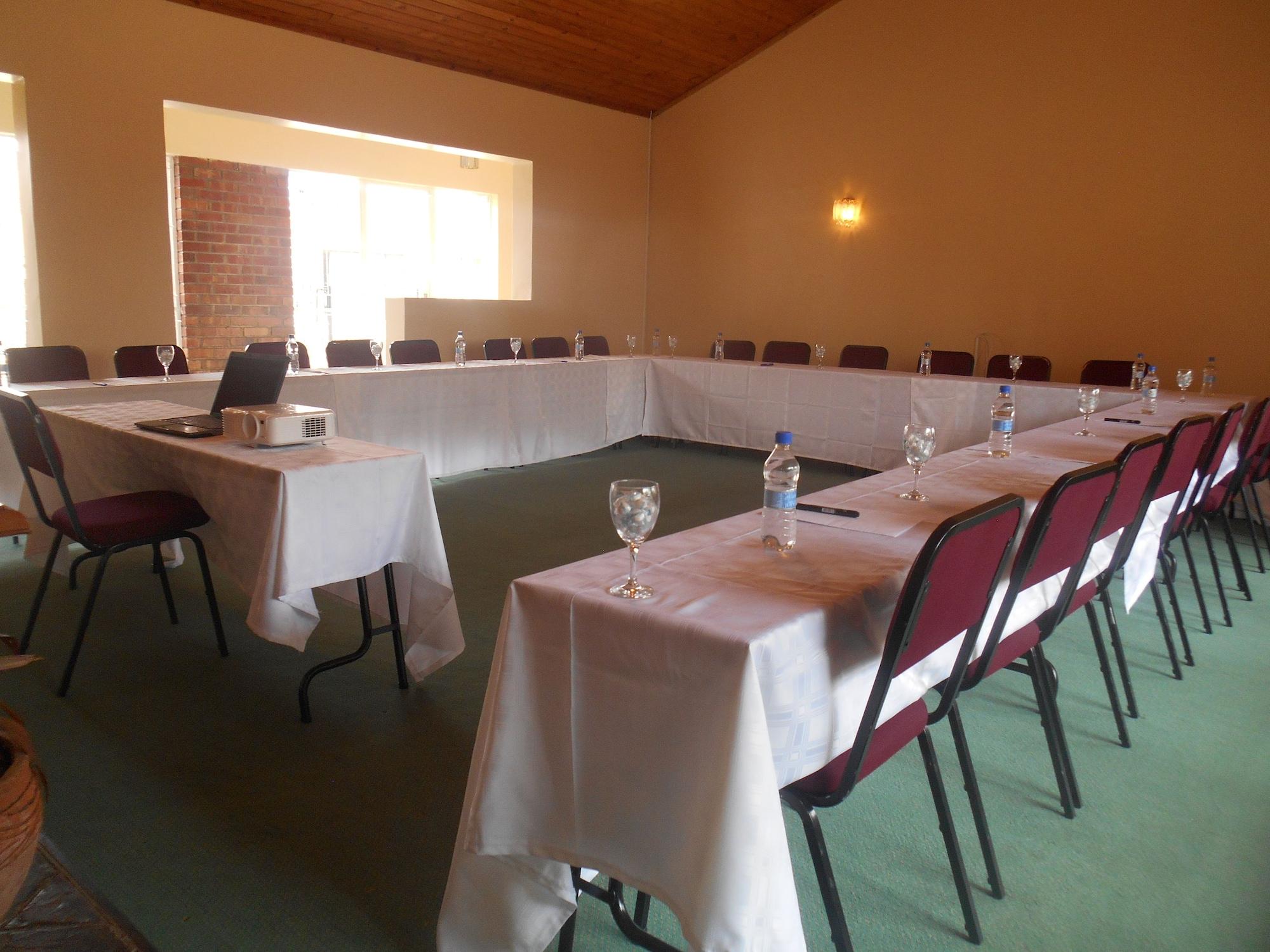 Sala de Reuniones Pebble Rock Lodge