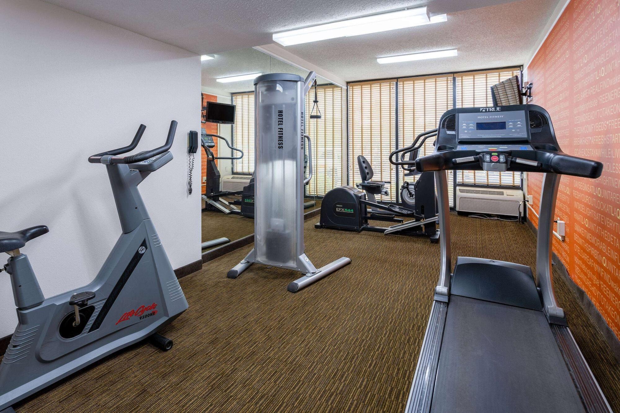 Gimnasio La Quinta Inn & Suites by Wyndham Kingsport TriCities