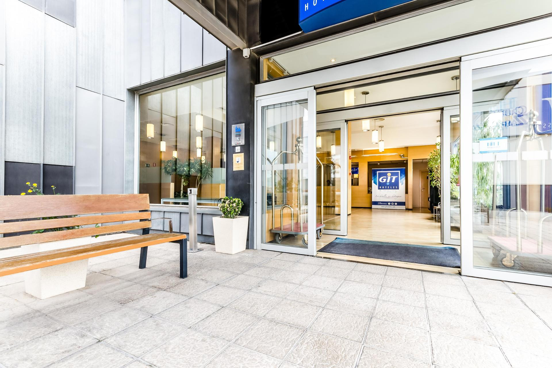 Vista Lobby Hotel YIT Ciudad de Zaragoza​​​​​​​
