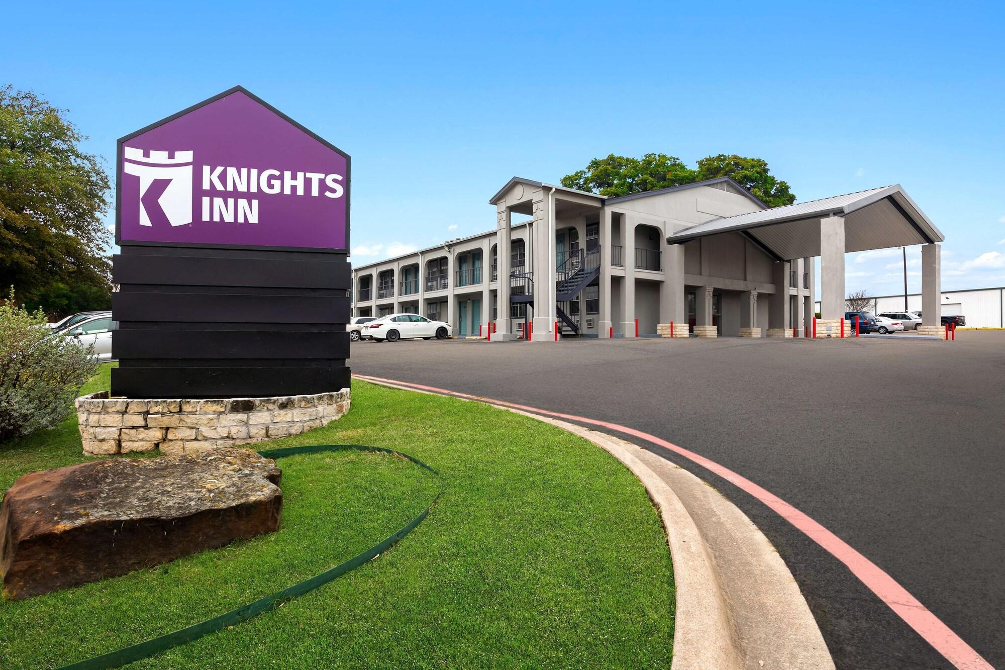 Varios Knights Inn Belton