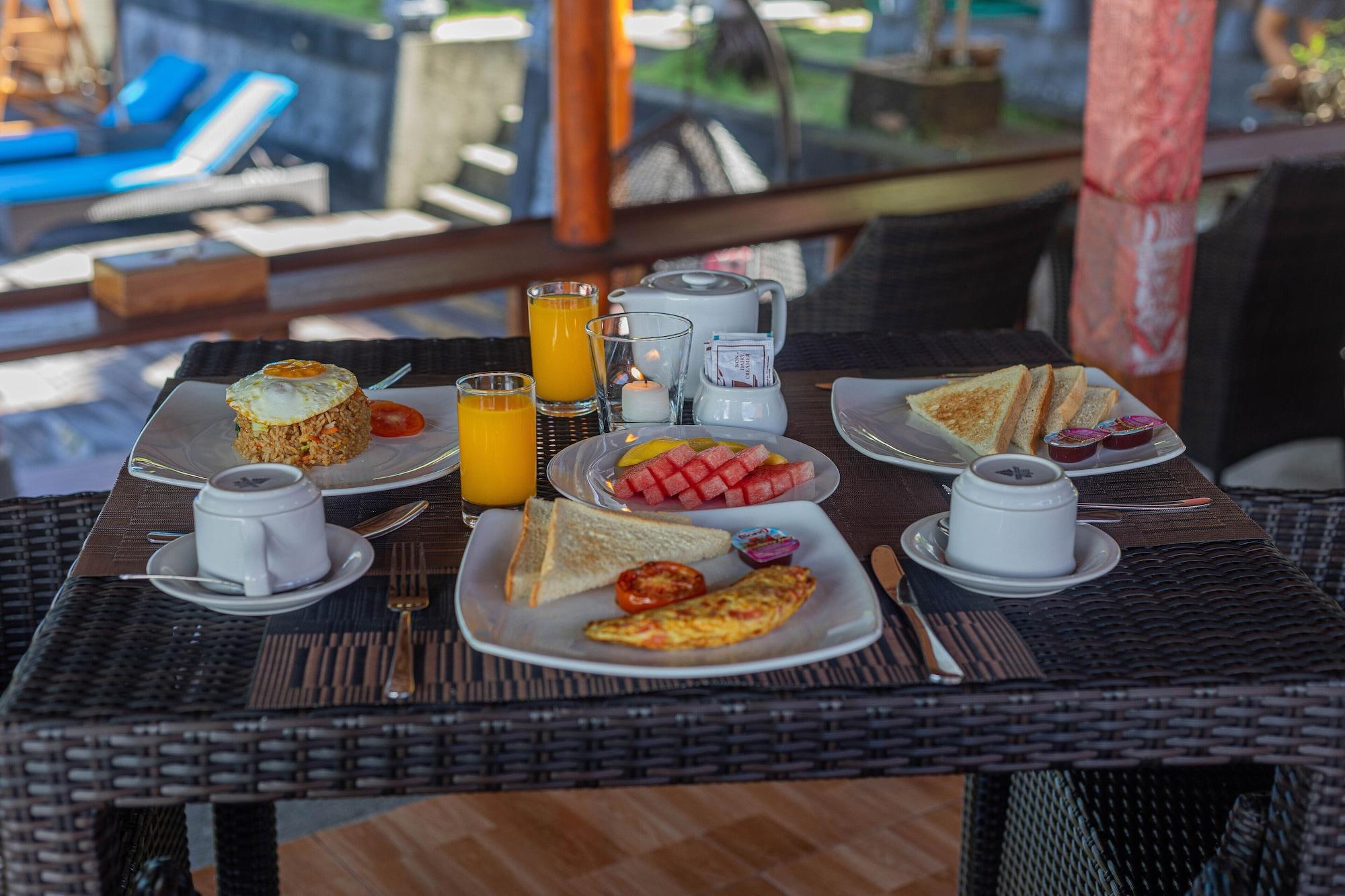 Restaurant Tatak Bunut Villa Ceningan