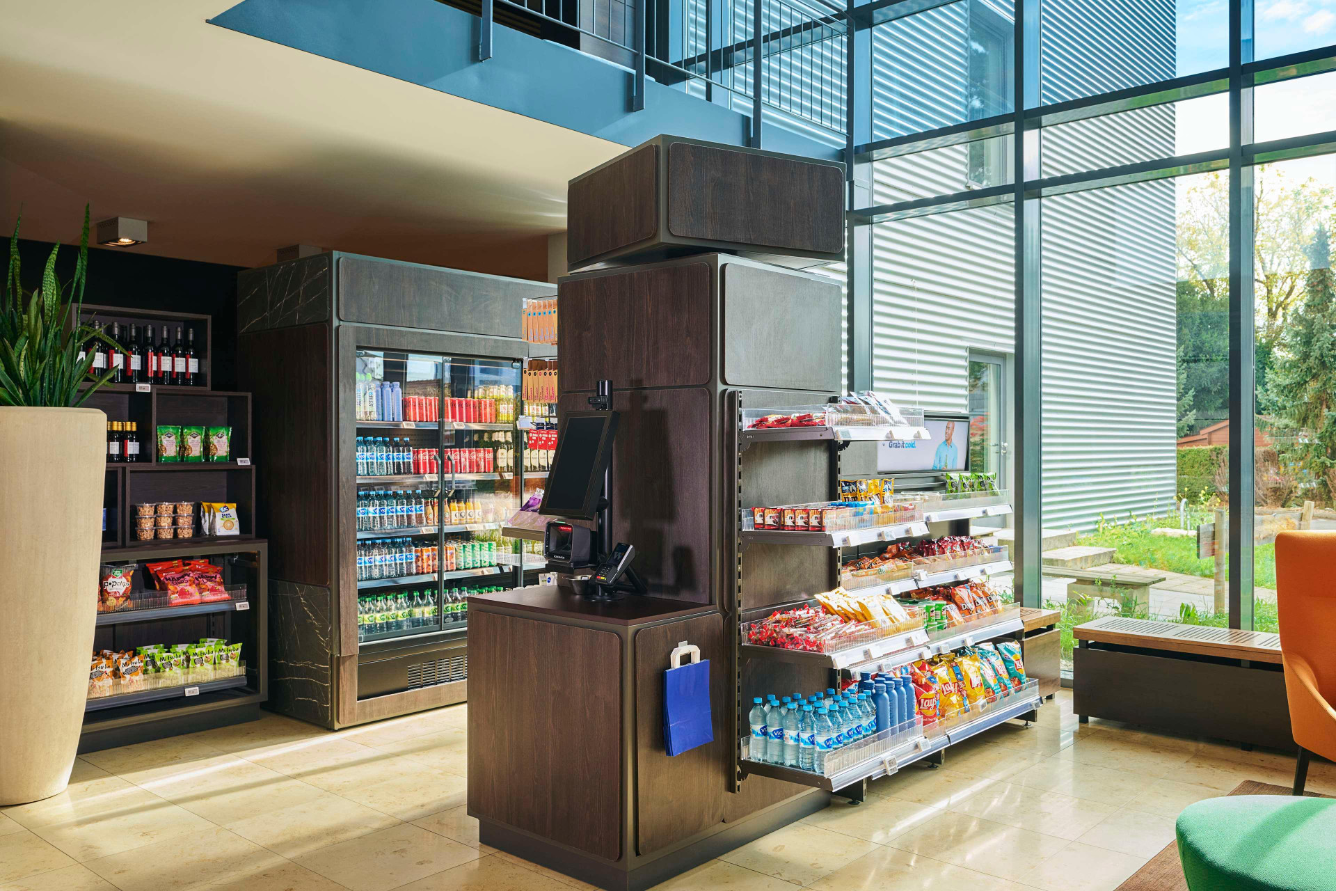 Vista Lobby NH Stuttgart Airport