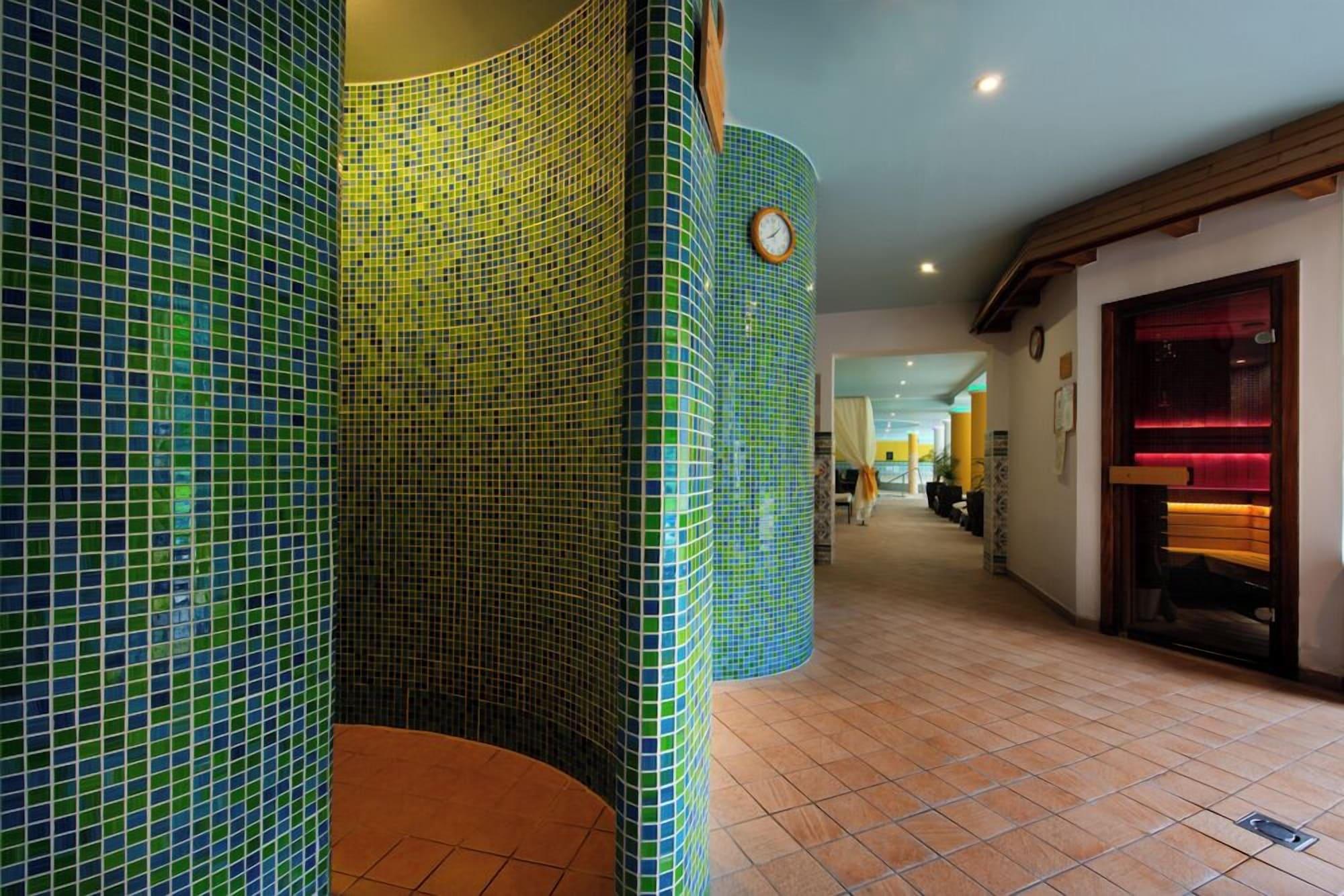 Spa Calimbra Wellness and Conference Hotel