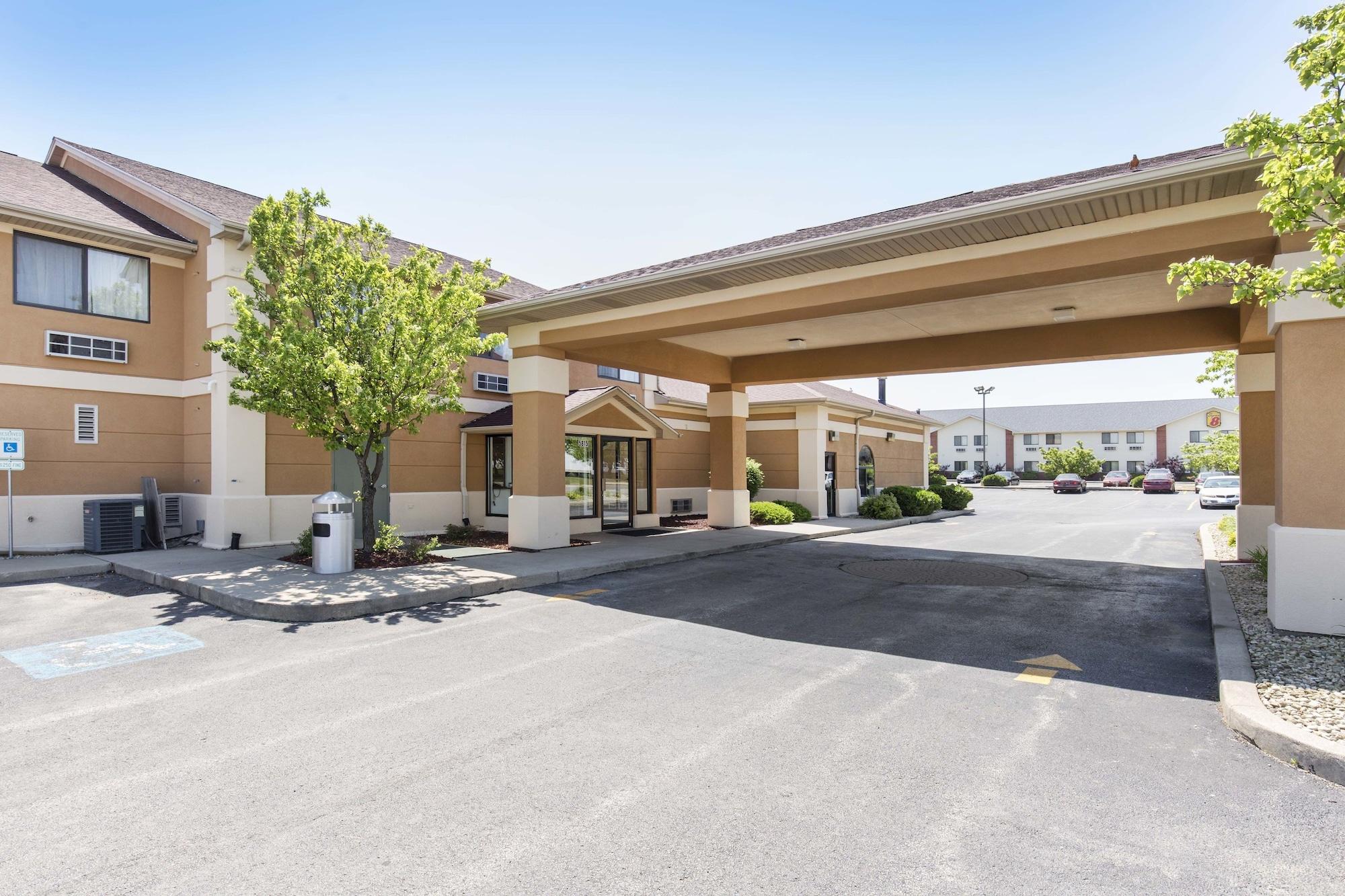 Vista Exterior Quality Inn Monee I-57